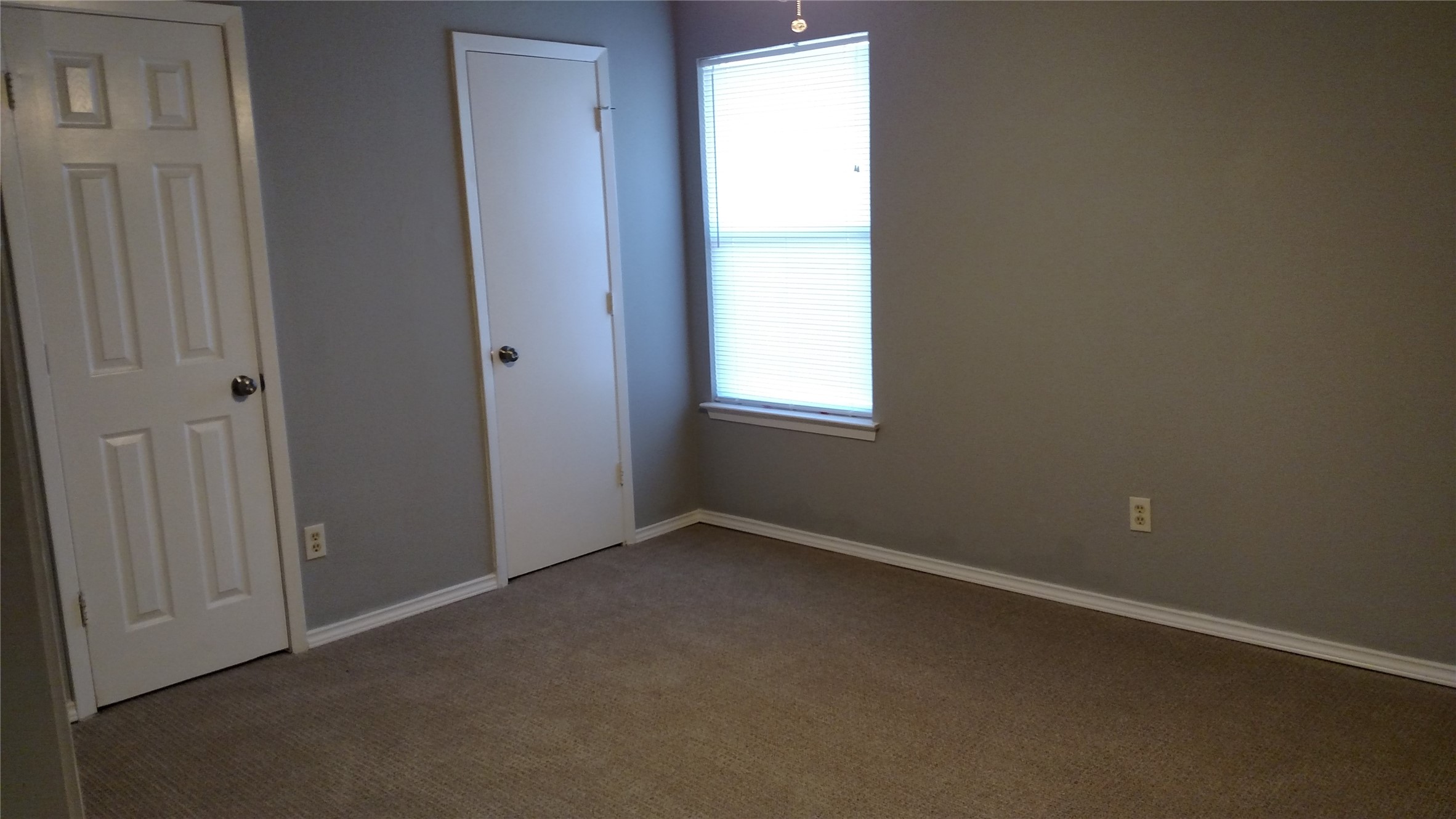 2017 Paisley Drive Arlington TX 76015