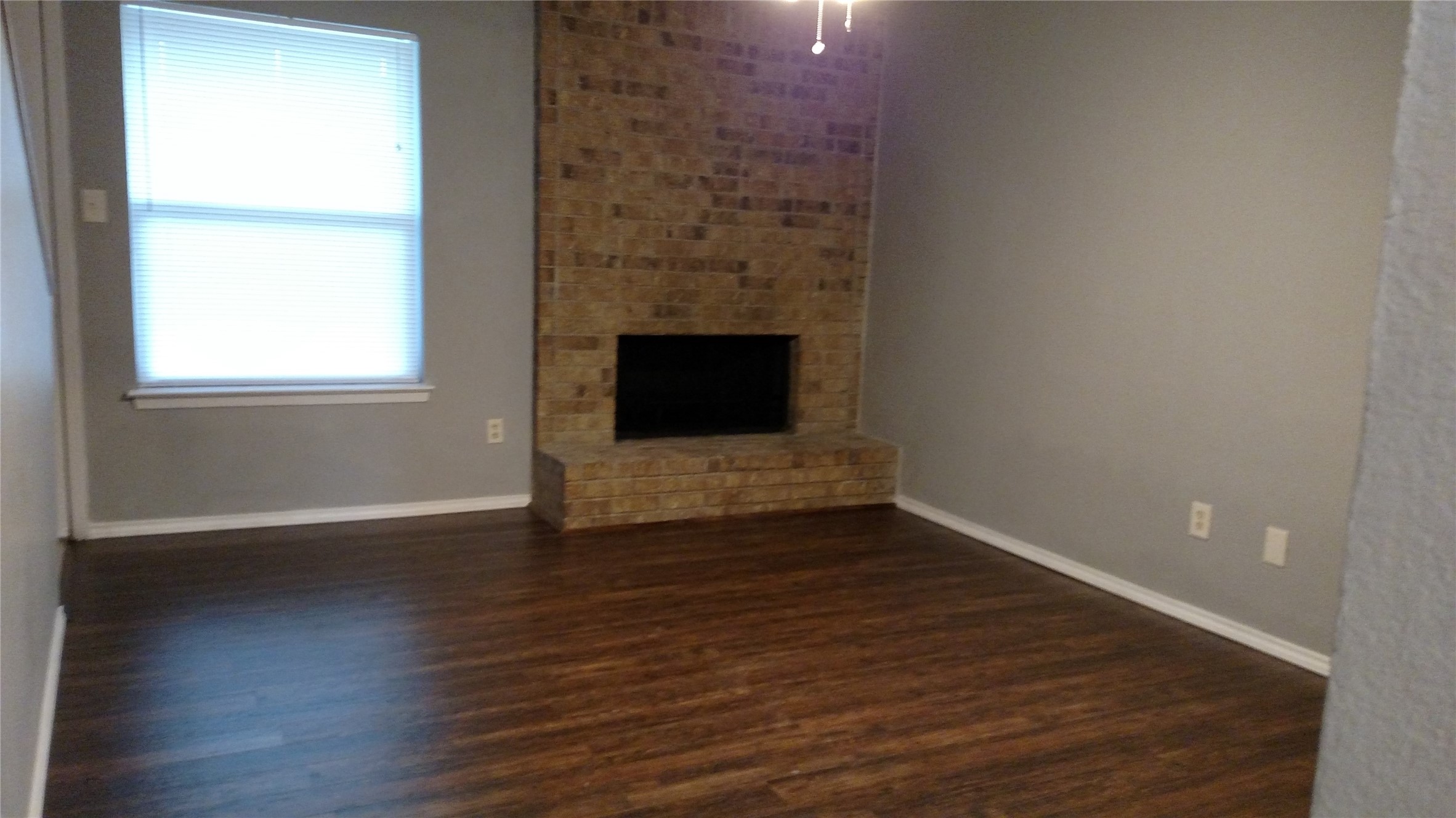 2017 Paisley Drive Arlington TX 76015