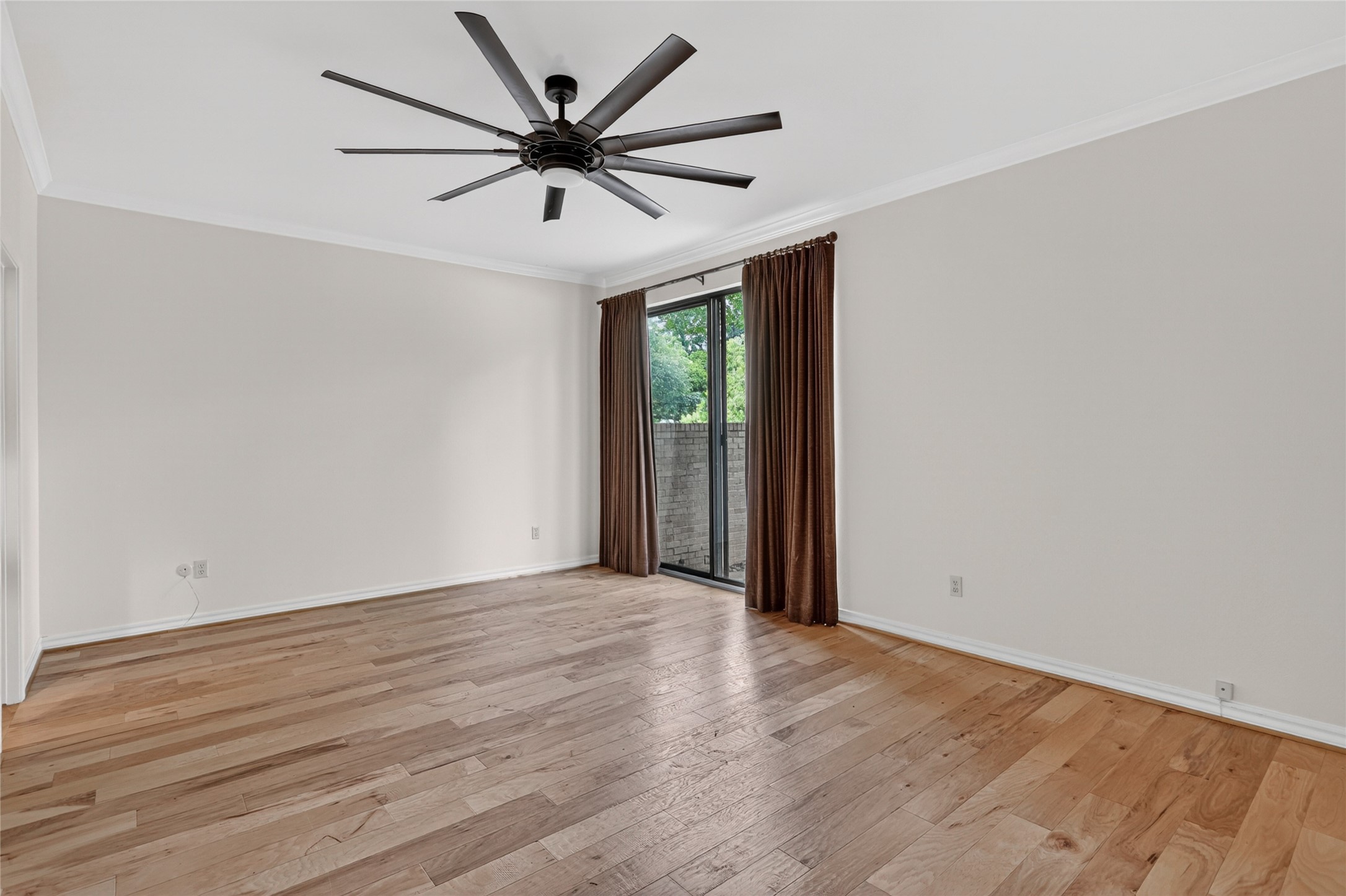 5713 Pershing Avenue Fort Worth TX 76107