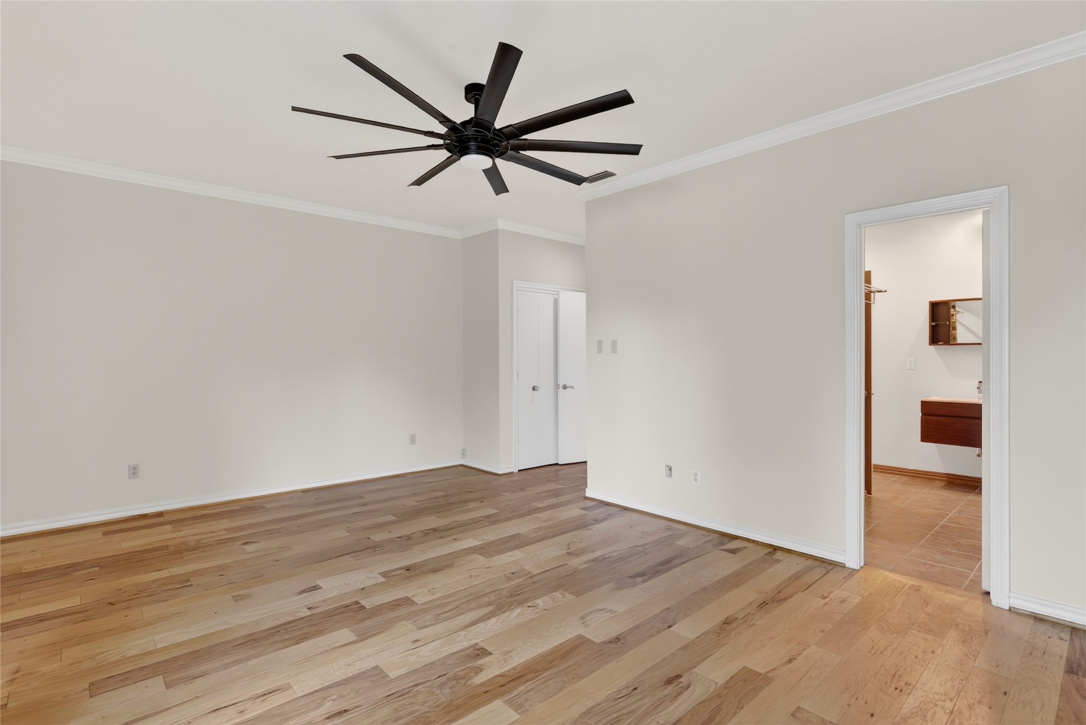 5713 Pershing Avenue Fort Worth TX 76107