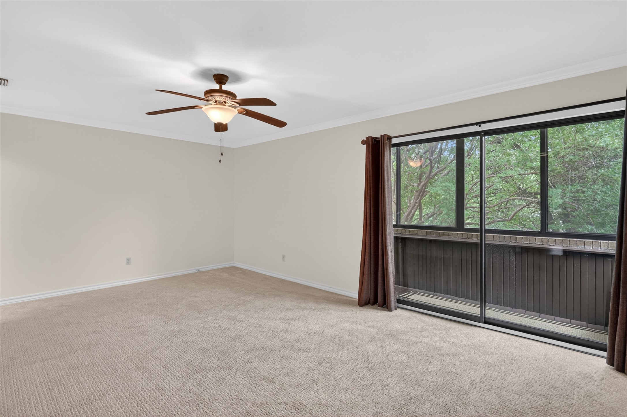 5713 Pershing Avenue Fort Worth TX 76107