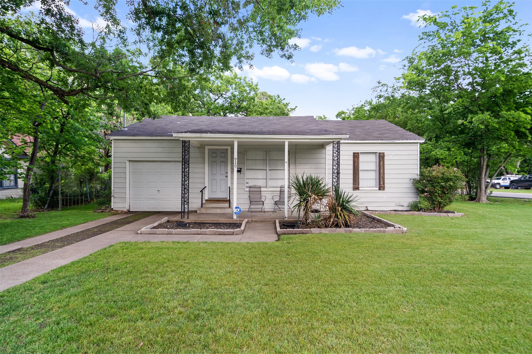 920 N Virginia Street Terrell TX 75160