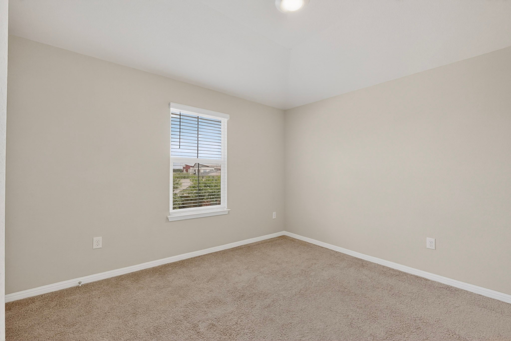 1709 Arborside Austin TX 78754