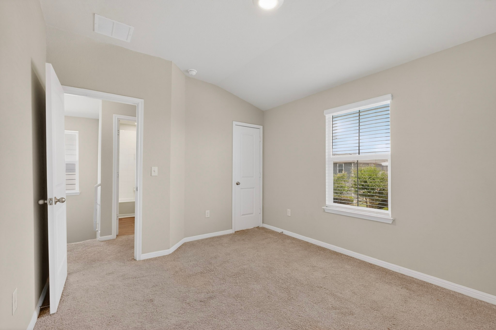 1709 Arborside Austin TX 78754