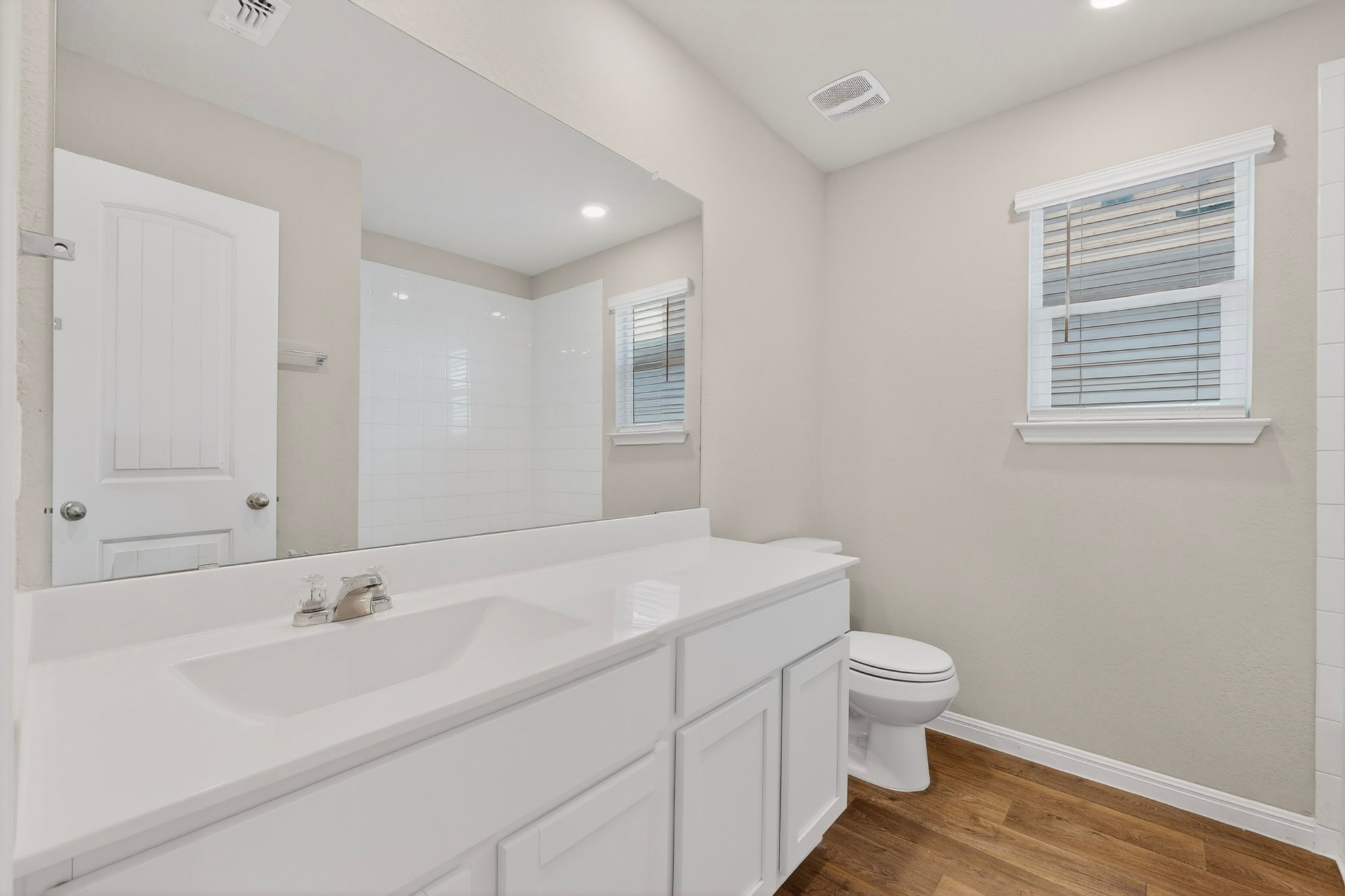 1709 Arborside Austin TX 78754