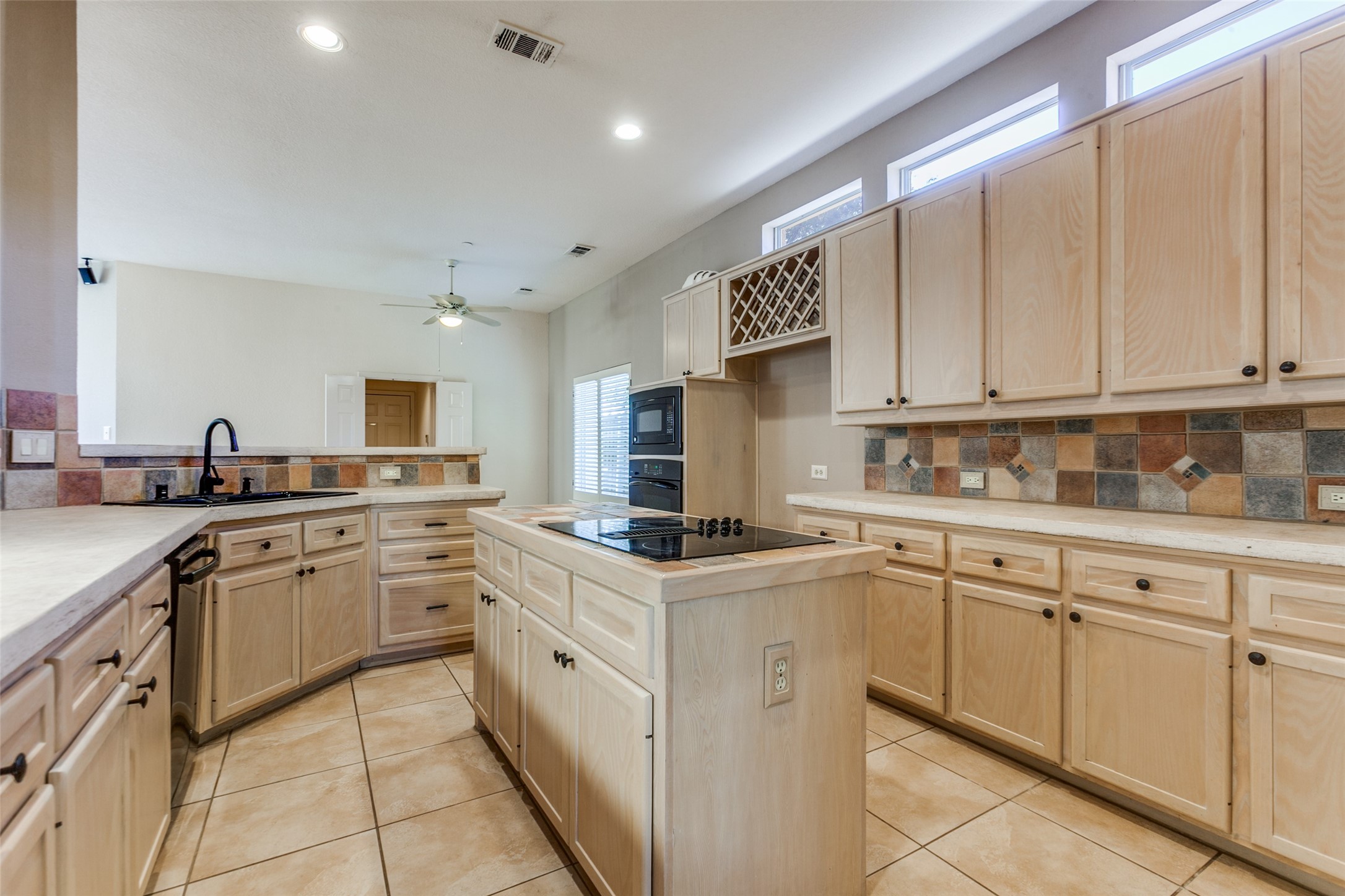 4004 Winter Park Lane Addison TX 75001