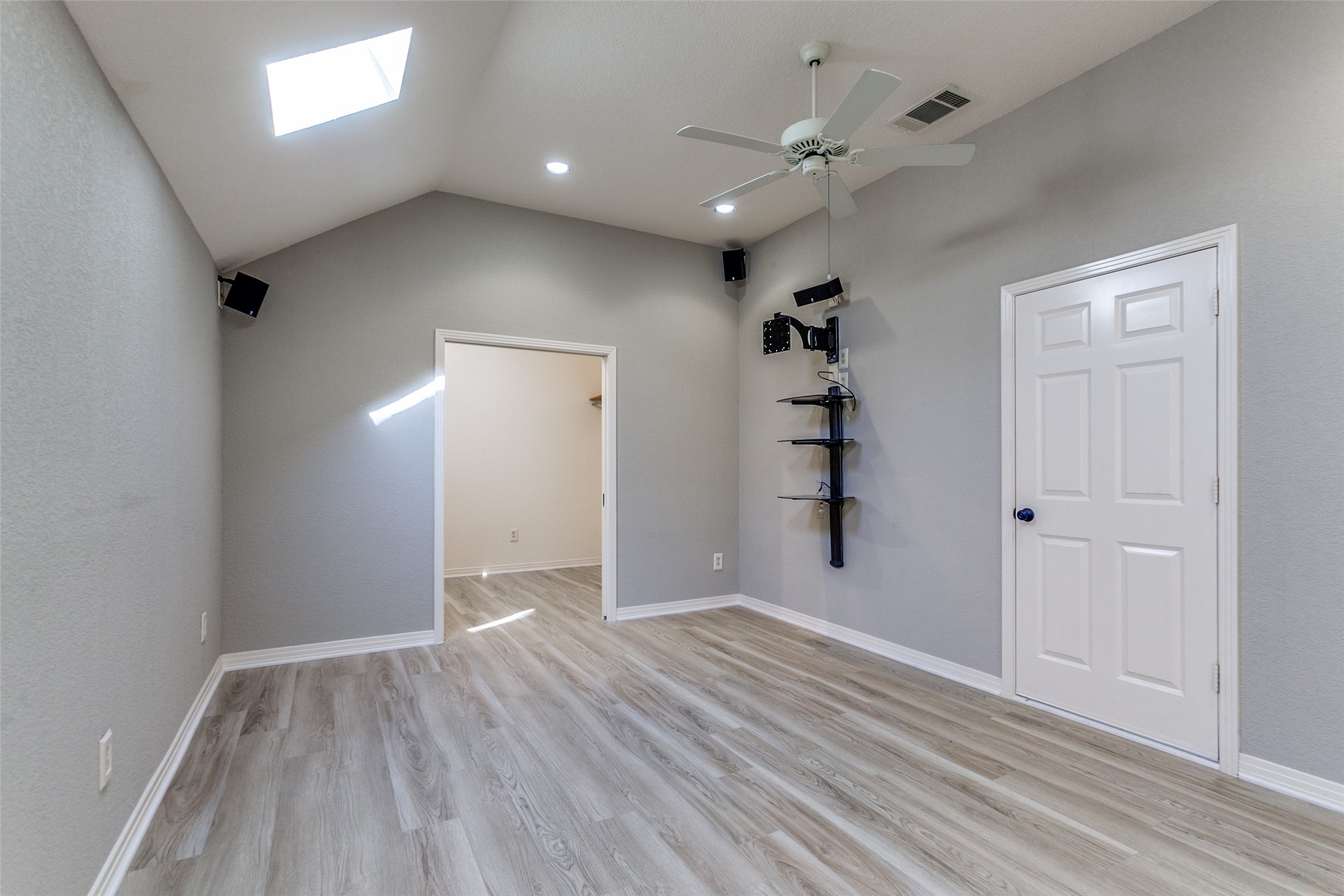 4004 Winter Park Lane Addison TX 75001