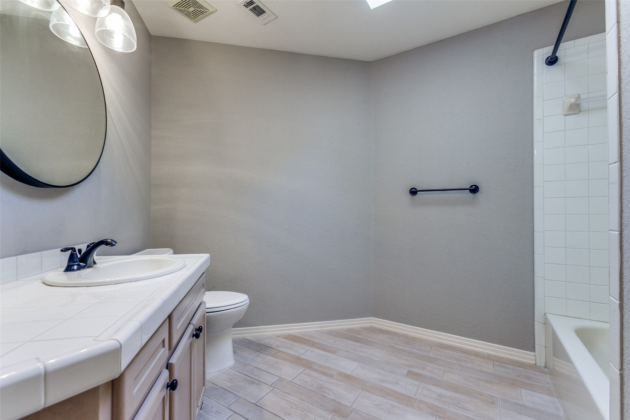 4004 Winter Park Lane Addison TX 75001