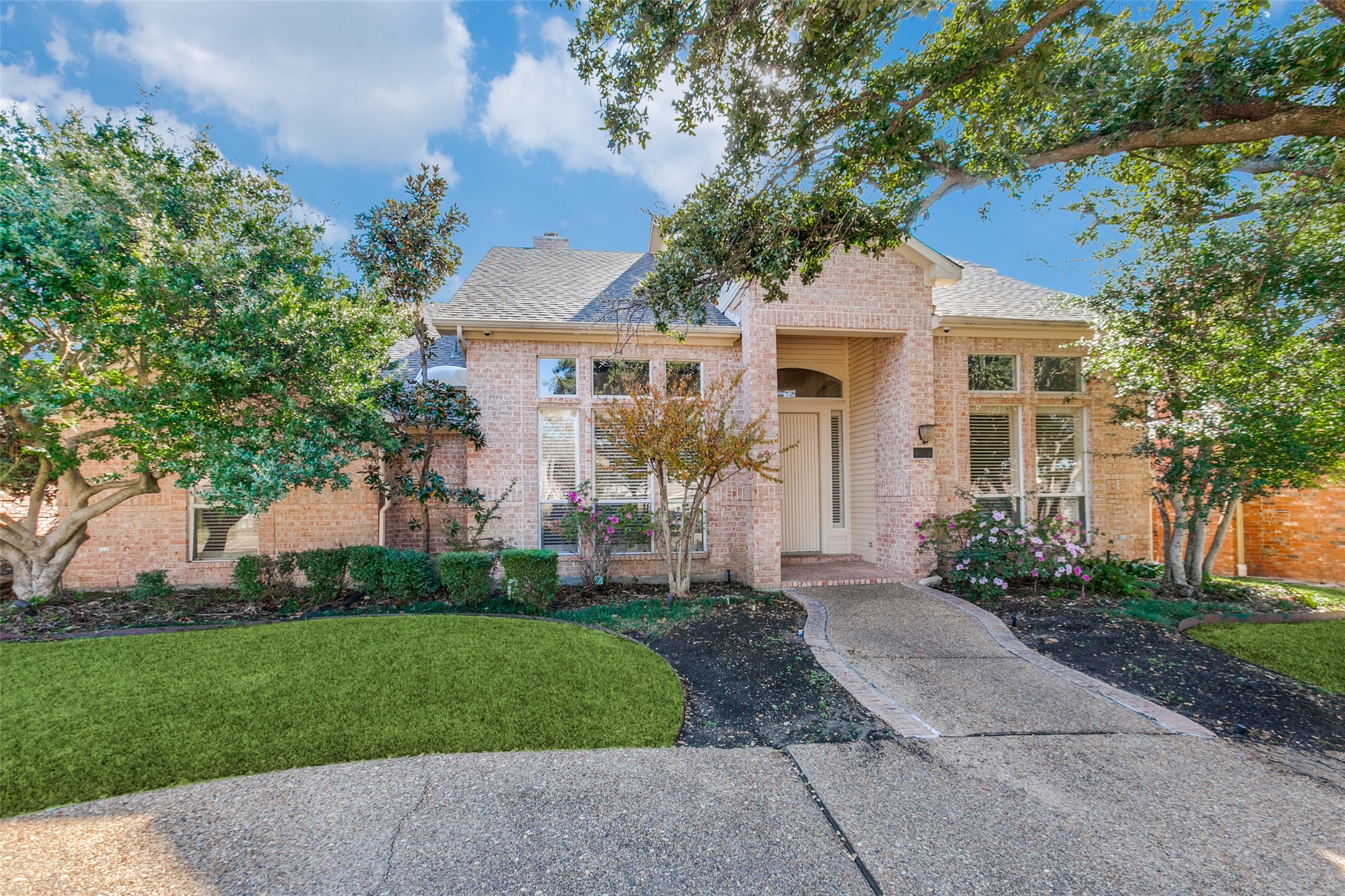 4004 Winter Park Lane Addison TX 75001