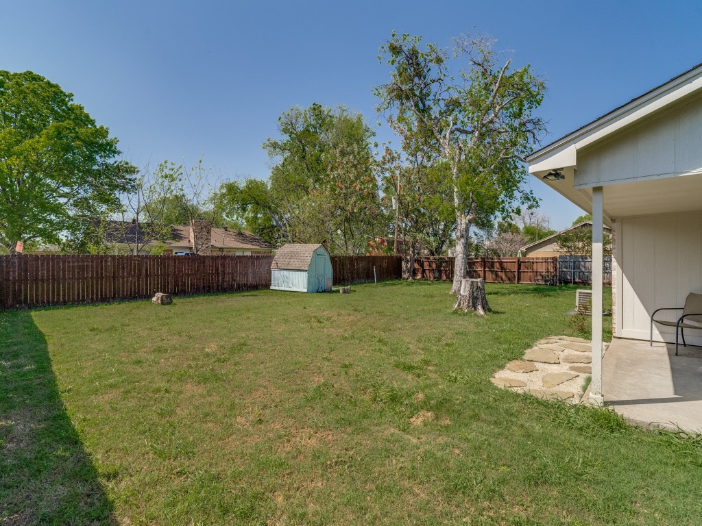 1108 Briar Court Benbrook TX 76126