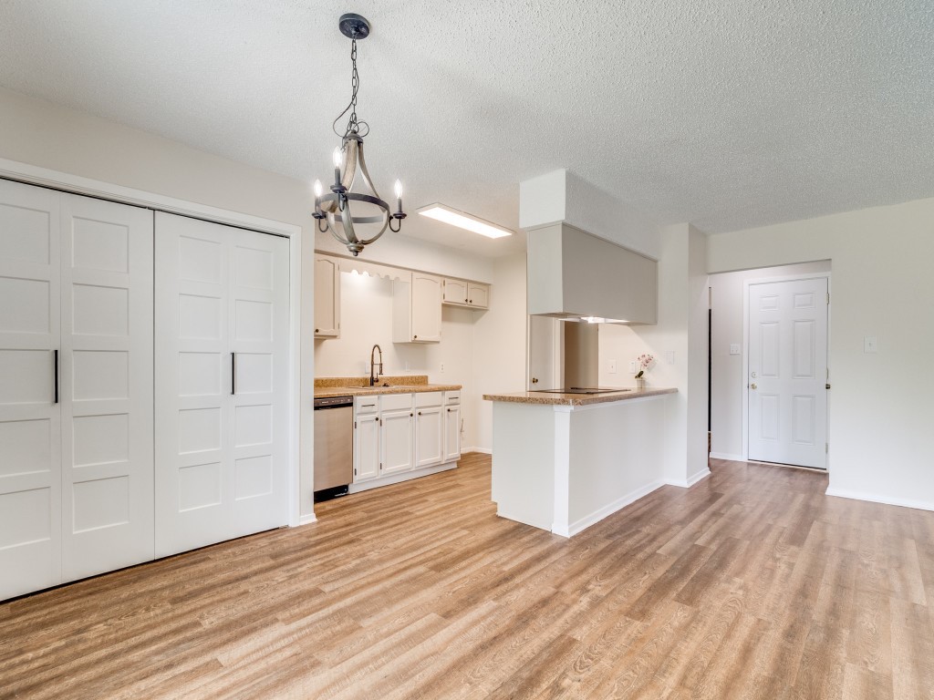1108 Briar Court Benbrook TX 76126