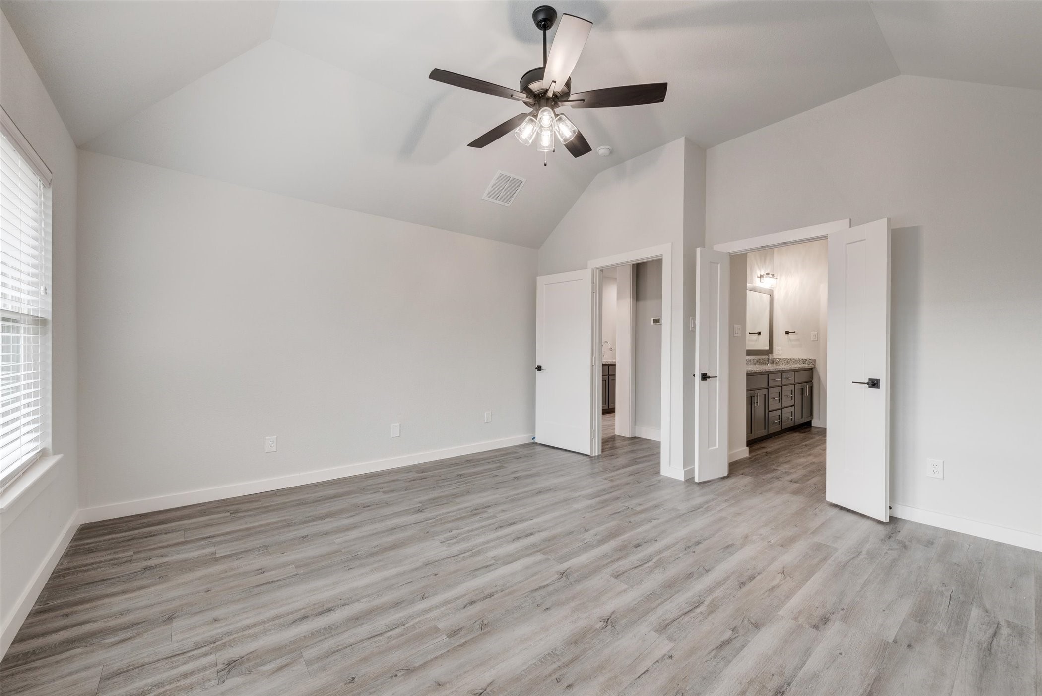 6818 Smithfield Road North Richland Hills TX 76182