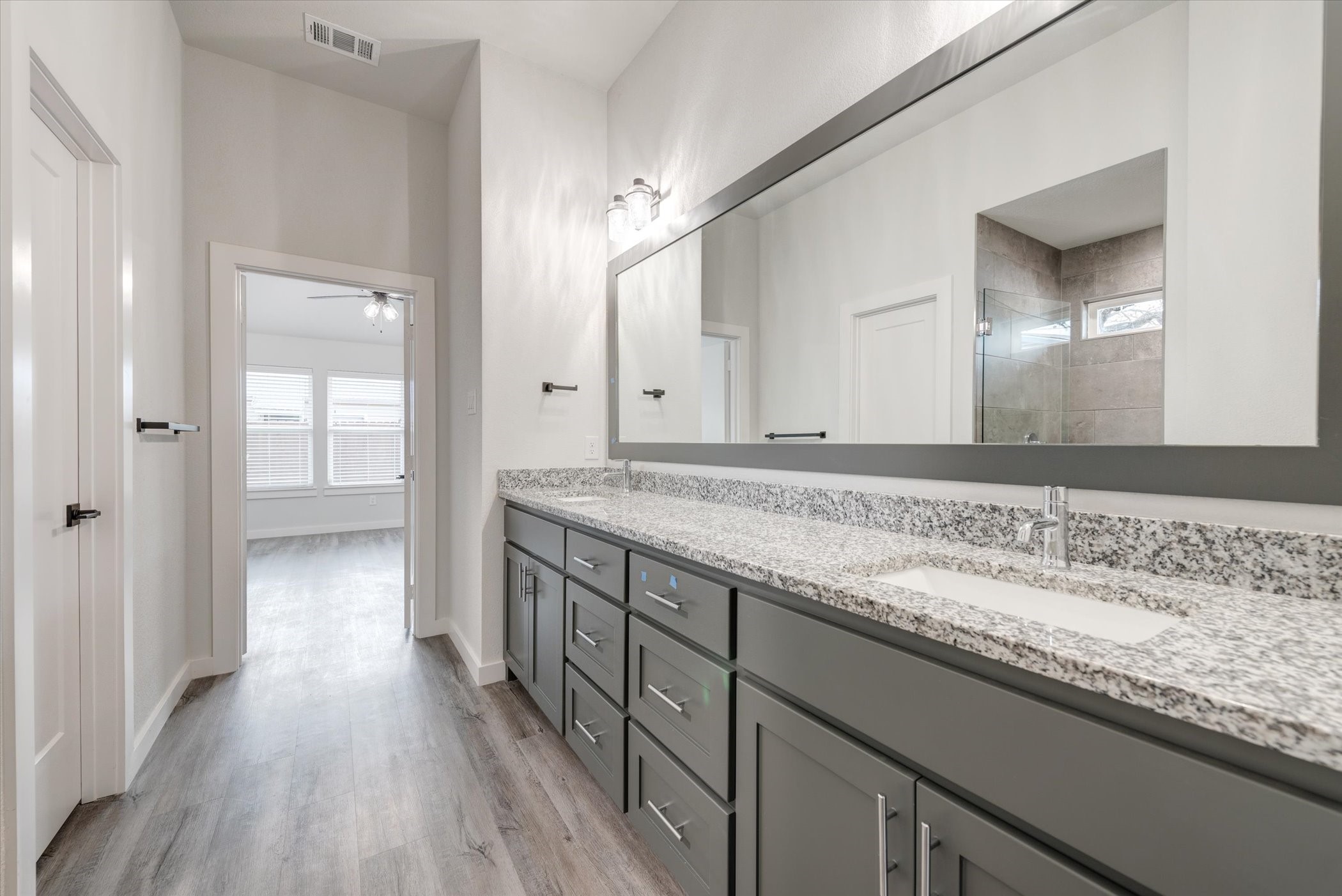 6818 Smithfield Road North Richland Hills TX 76182