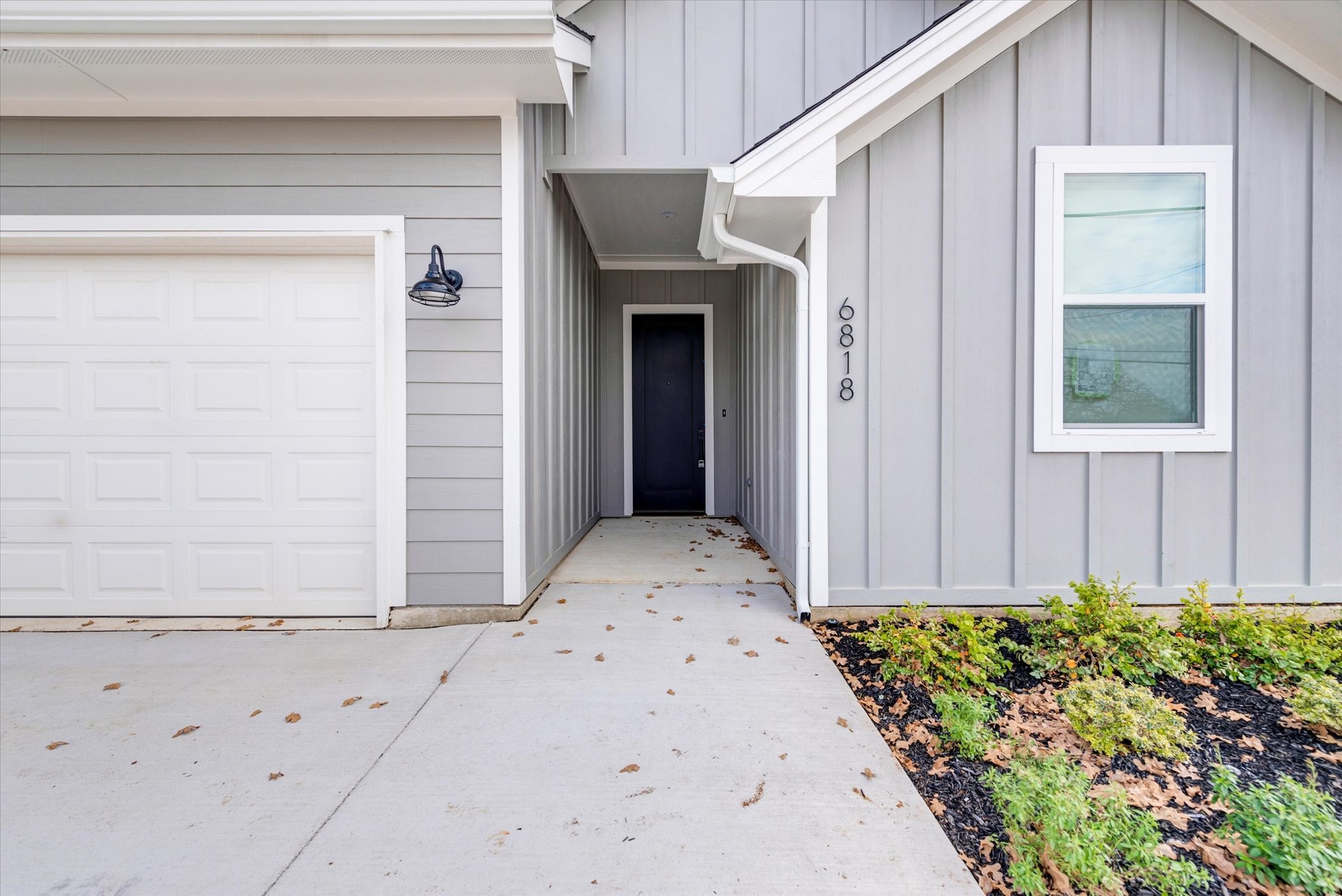 6818 Smithfield Road North Richland Hills TX 76182
