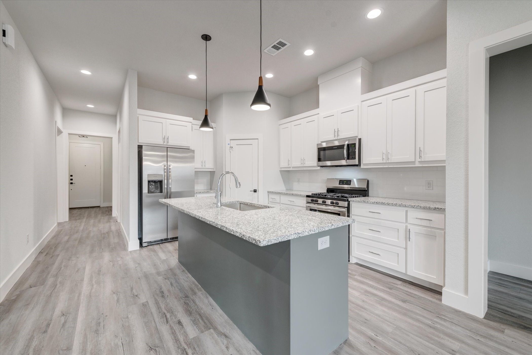 6818 Smithfield Road North Richland Hills TX 76182