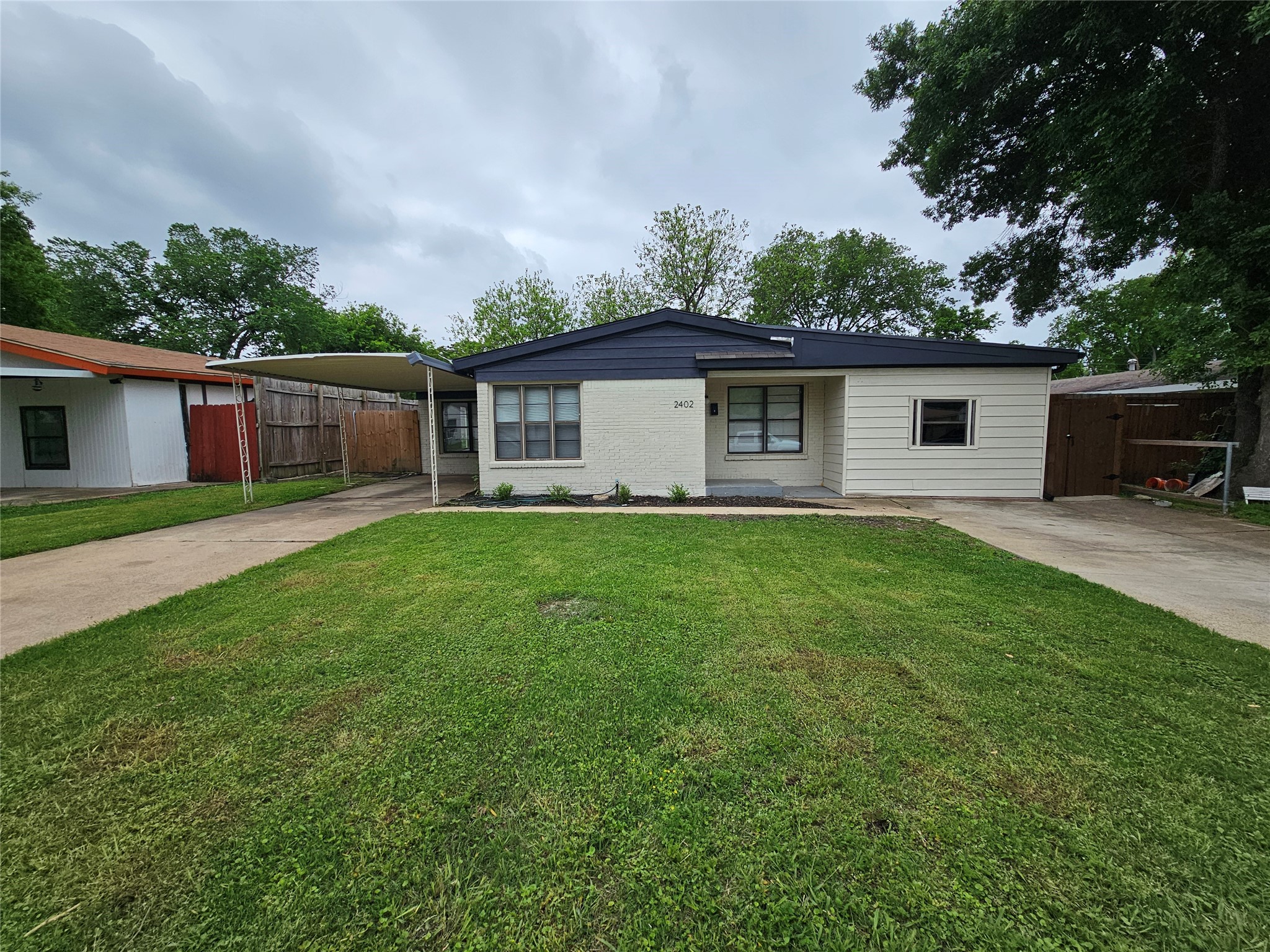 2402 Housley Drive Dallas TX 75228