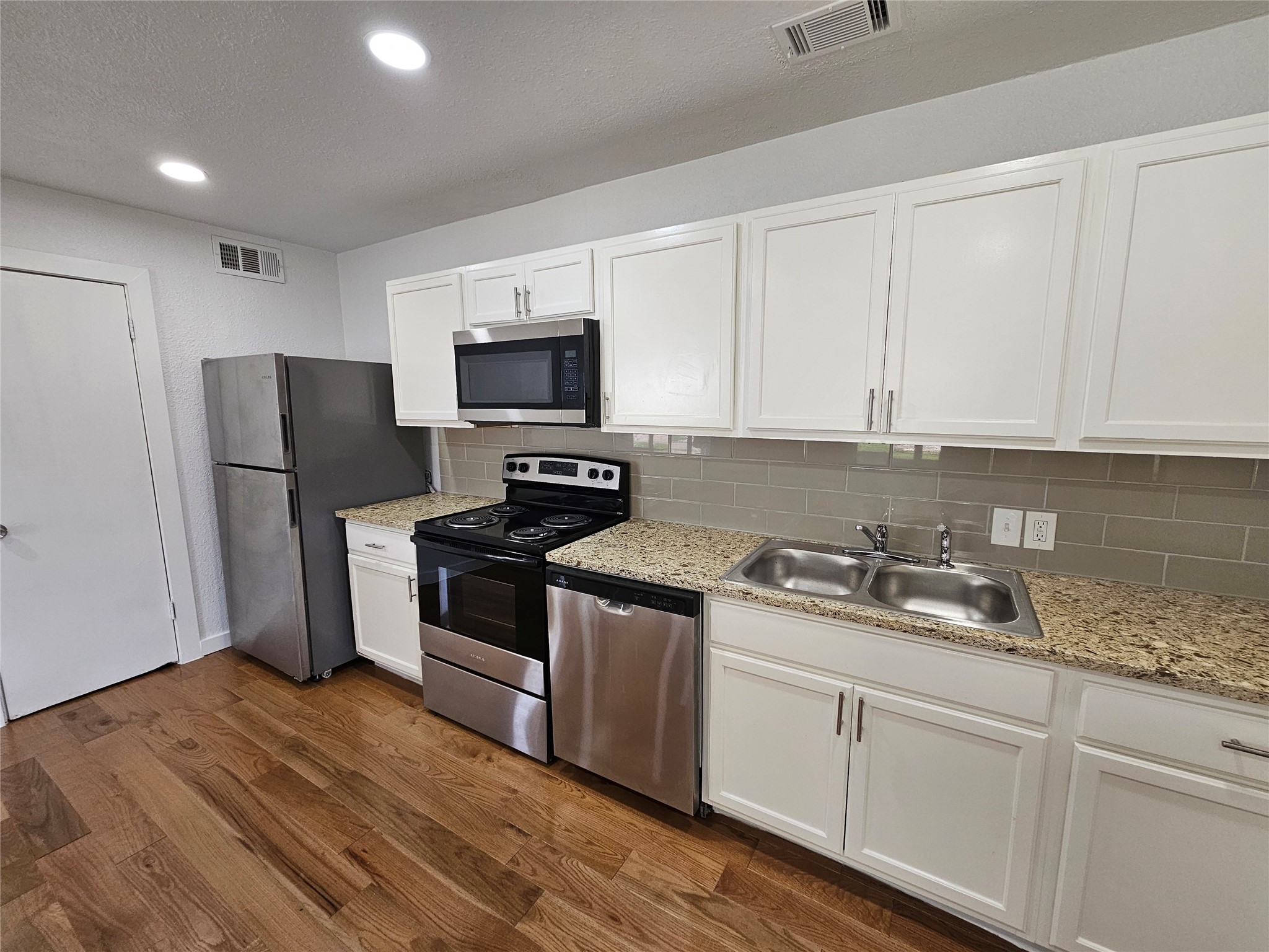 2402 Housley Drive Dallas TX 75228