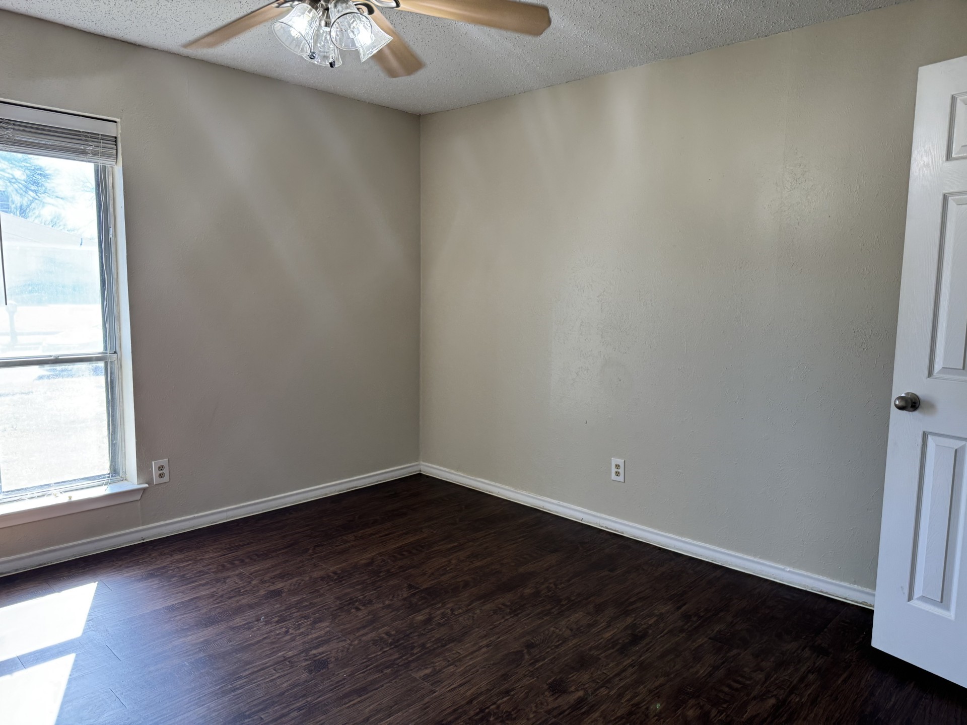 705 Kingsbridge Drive Garland TX 75040