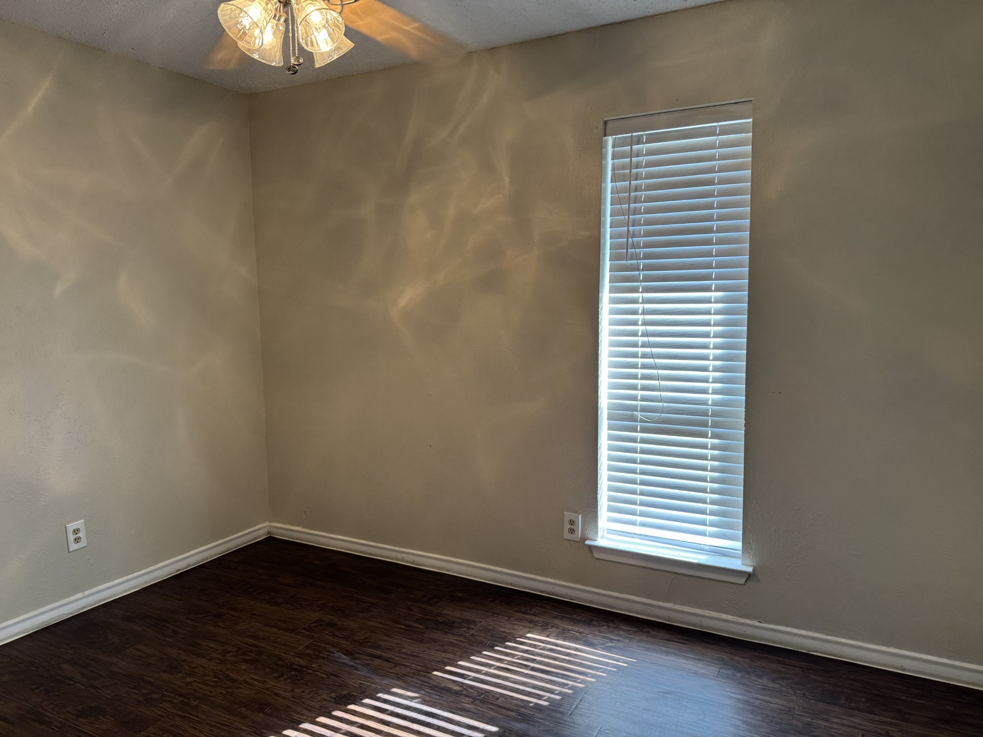 705 Kingsbridge Drive Garland TX 75040
