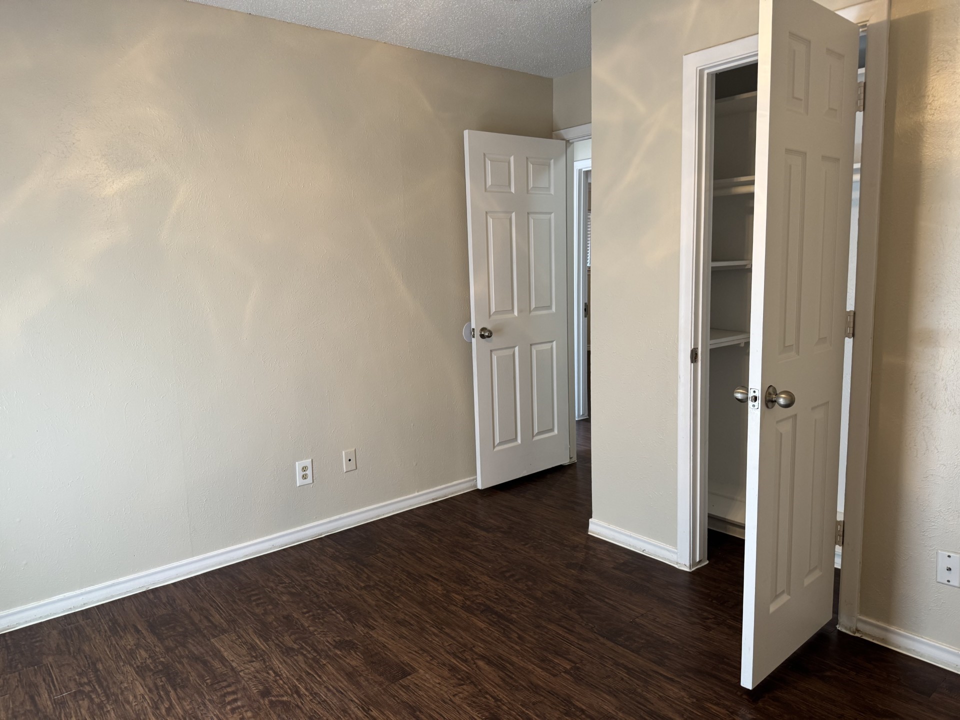 705 Kingsbridge Drive Garland TX 75040
