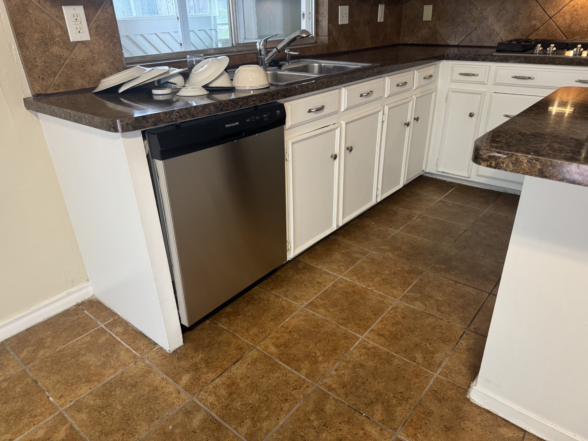 705 Kingsbridge Drive Garland TX 75040