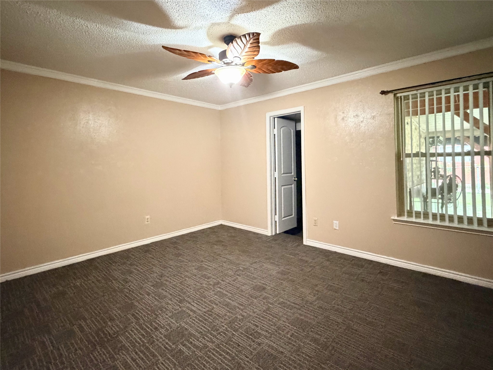 1226 Linkwood Lane Lancaster TX 75146