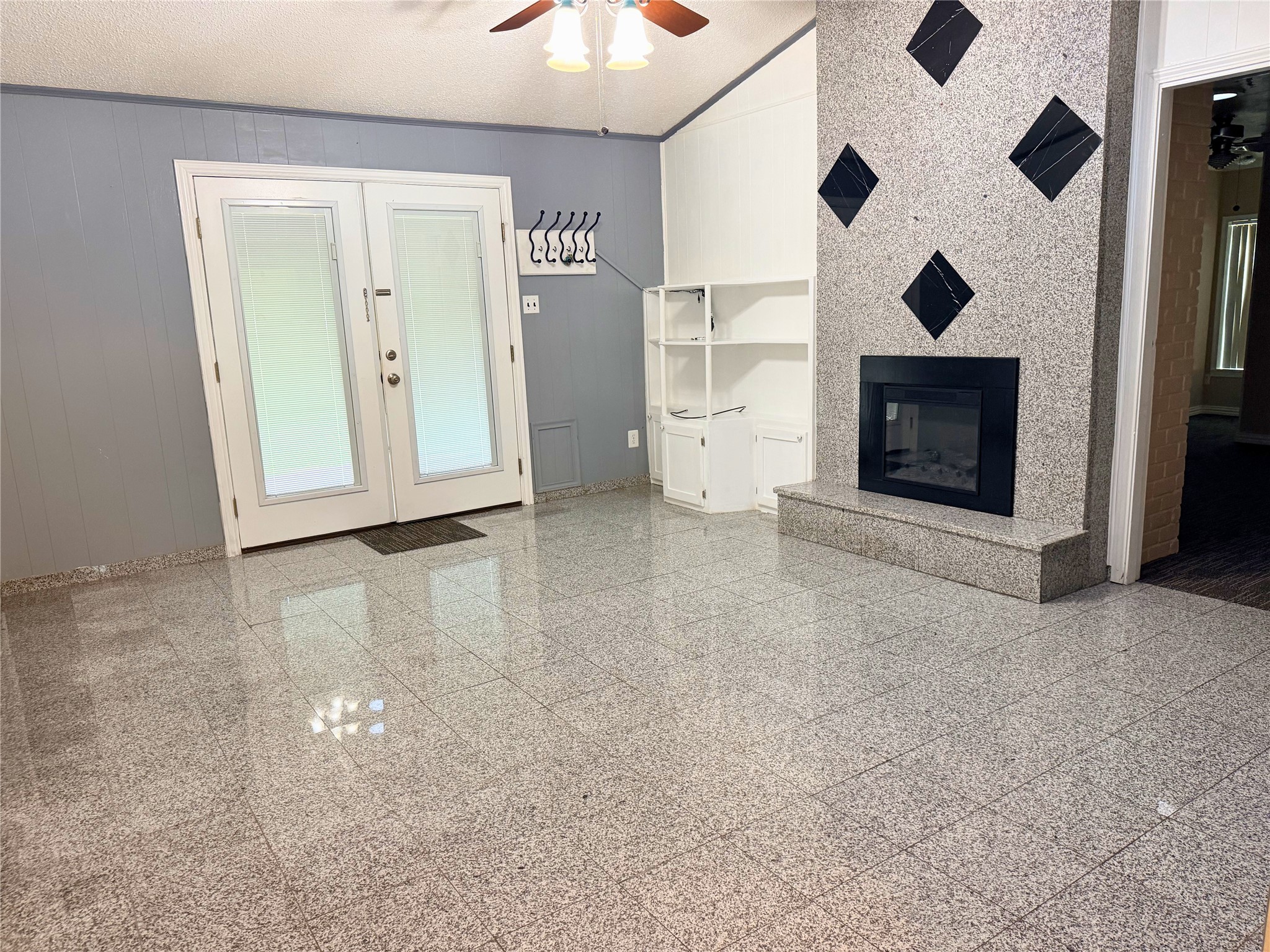 1226 Linkwood Lane Lancaster TX 75146