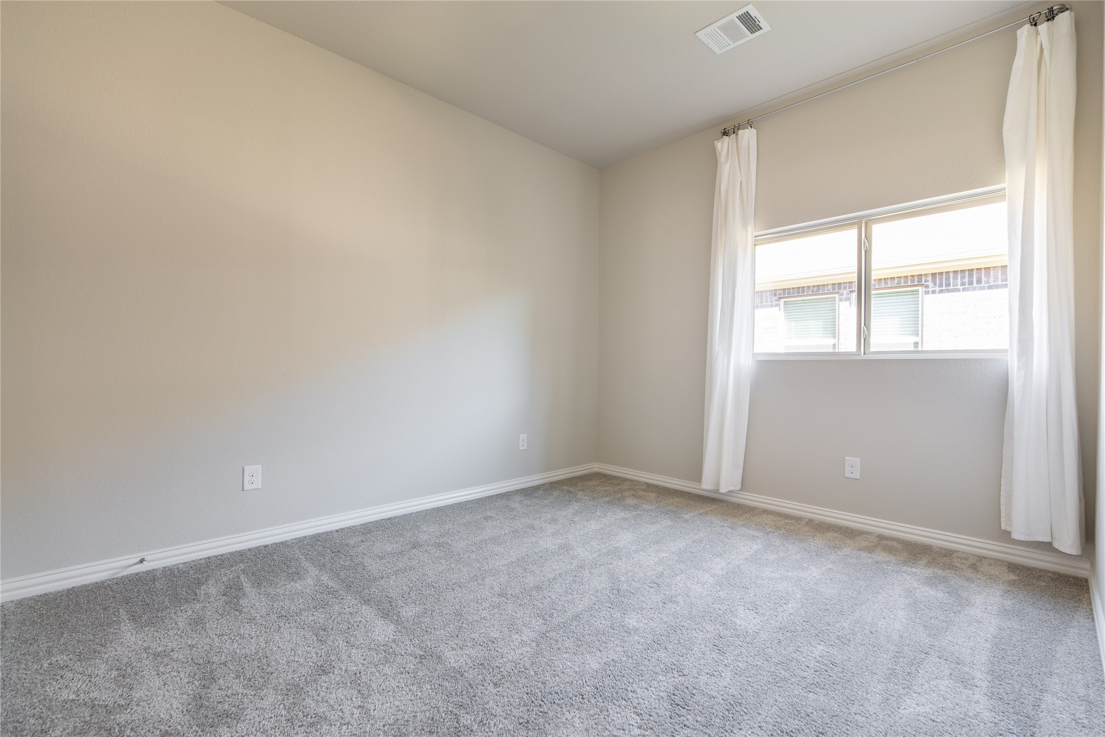 1904 Cinnamon Trail Aubrey TX 76227