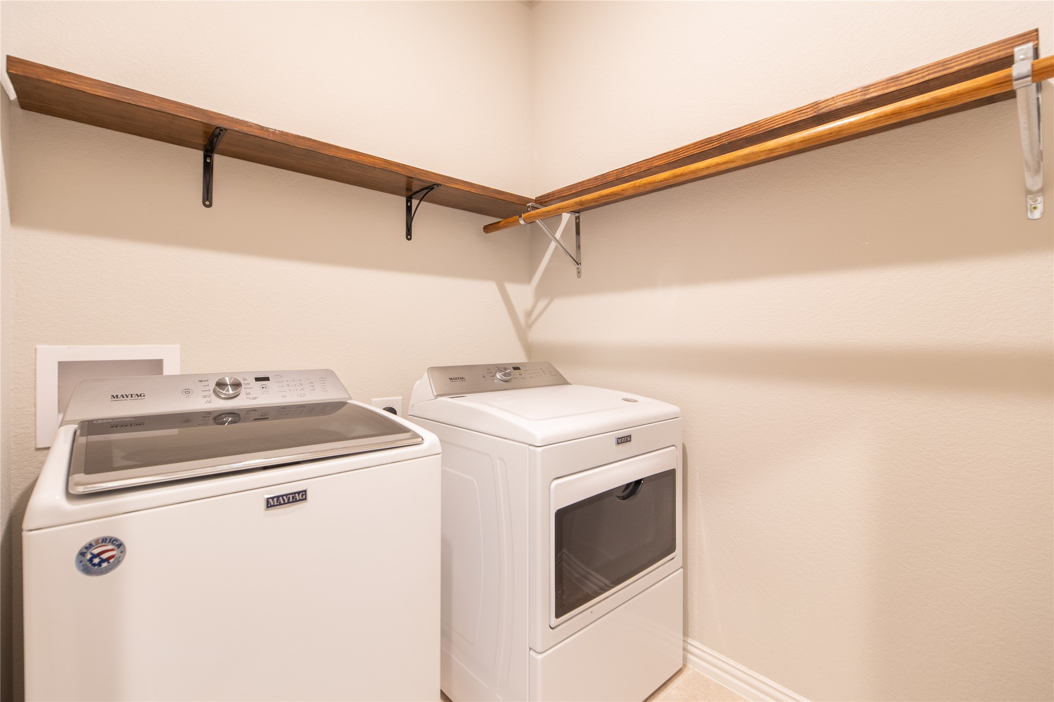 1904 Cinnamon Trail Aubrey TX 76227