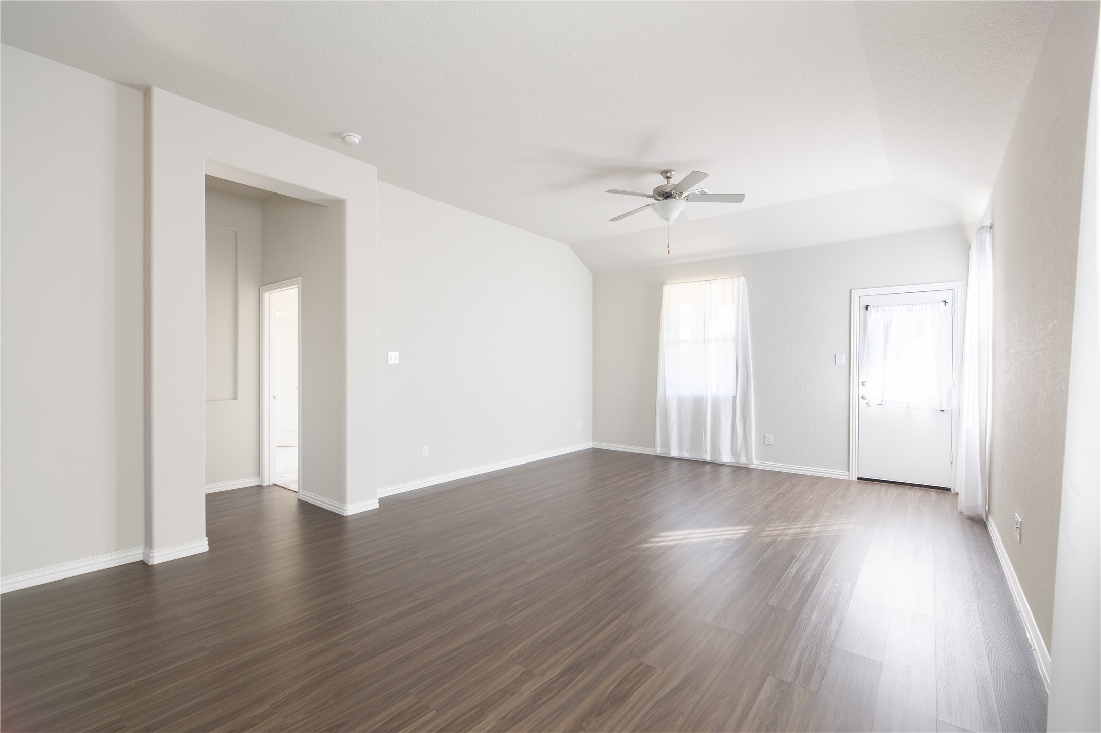 1904 Cinnamon Trail Aubrey TX 76227