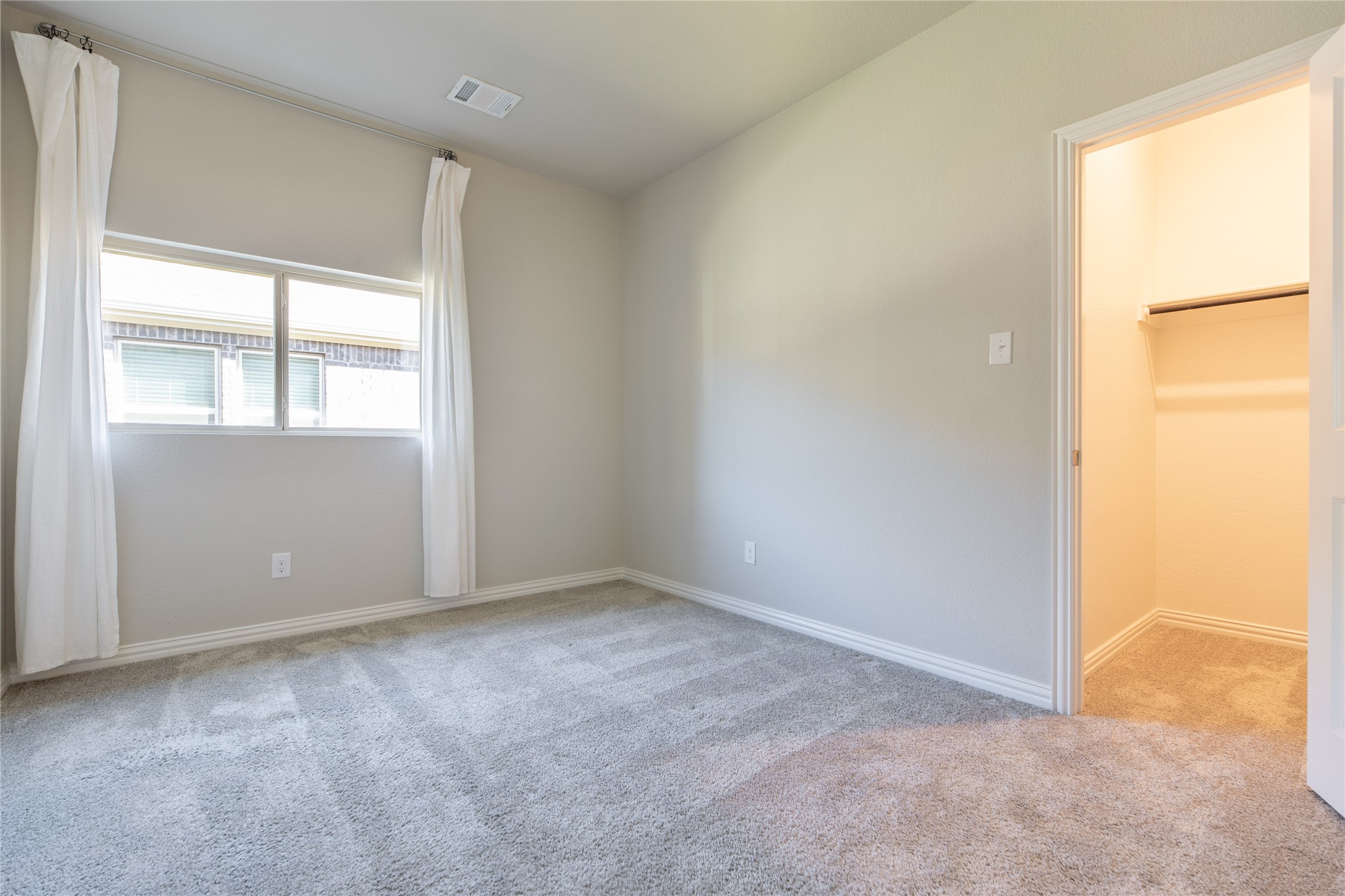 1904 Cinnamon Trail Aubrey TX 76227