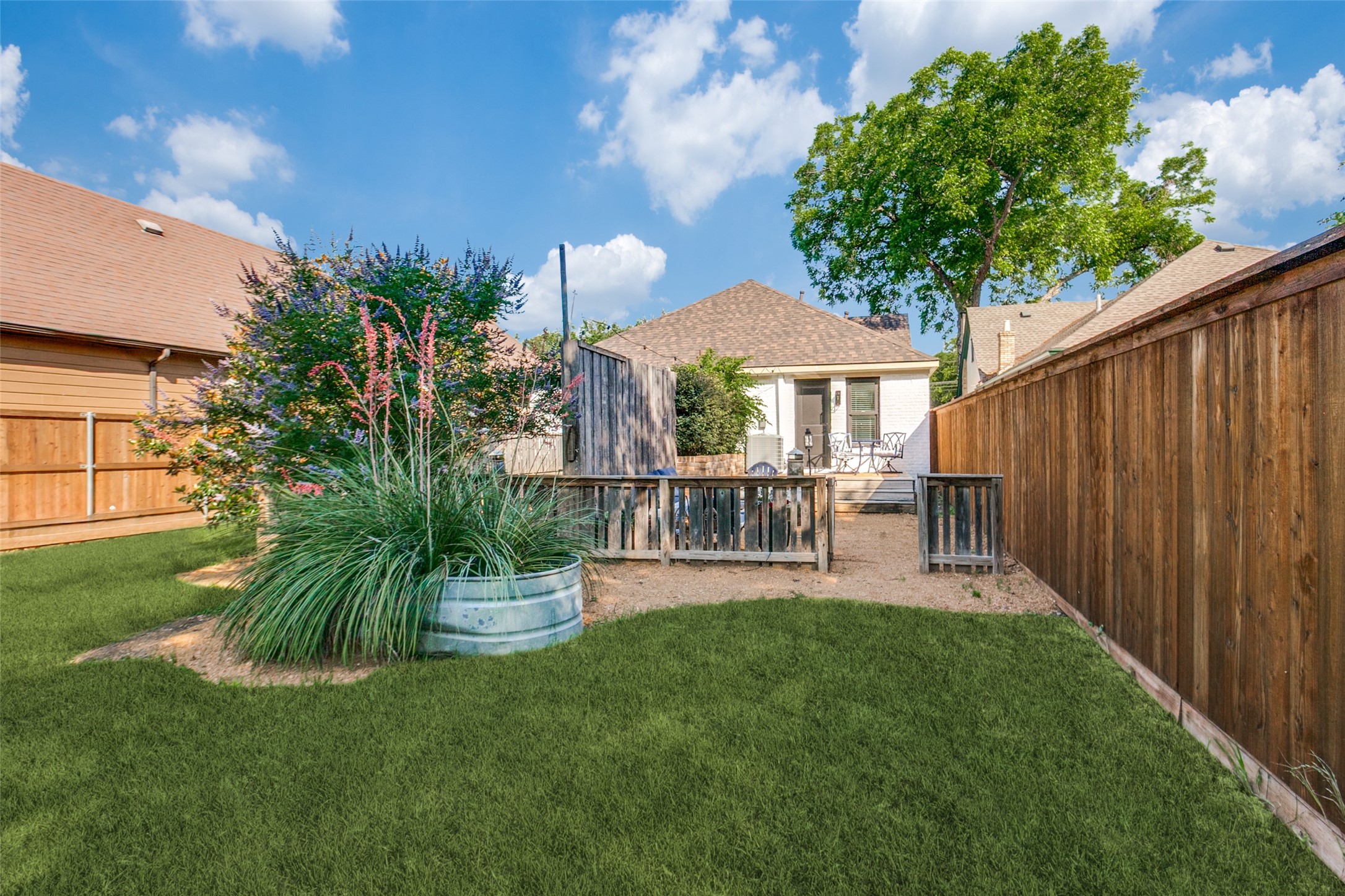 6036 Victor Street Dallas TX 75214