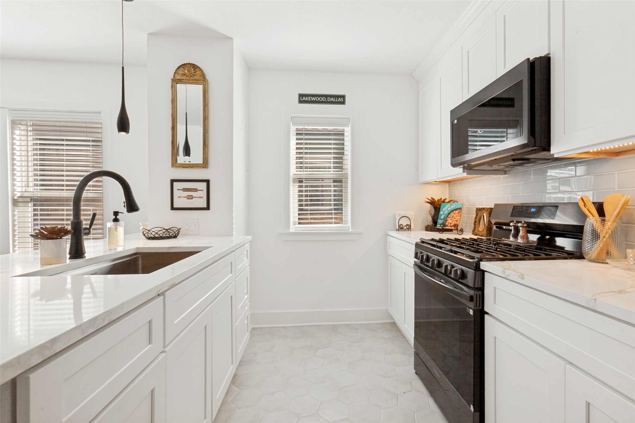 6036 Victor Street Dallas TX 75214