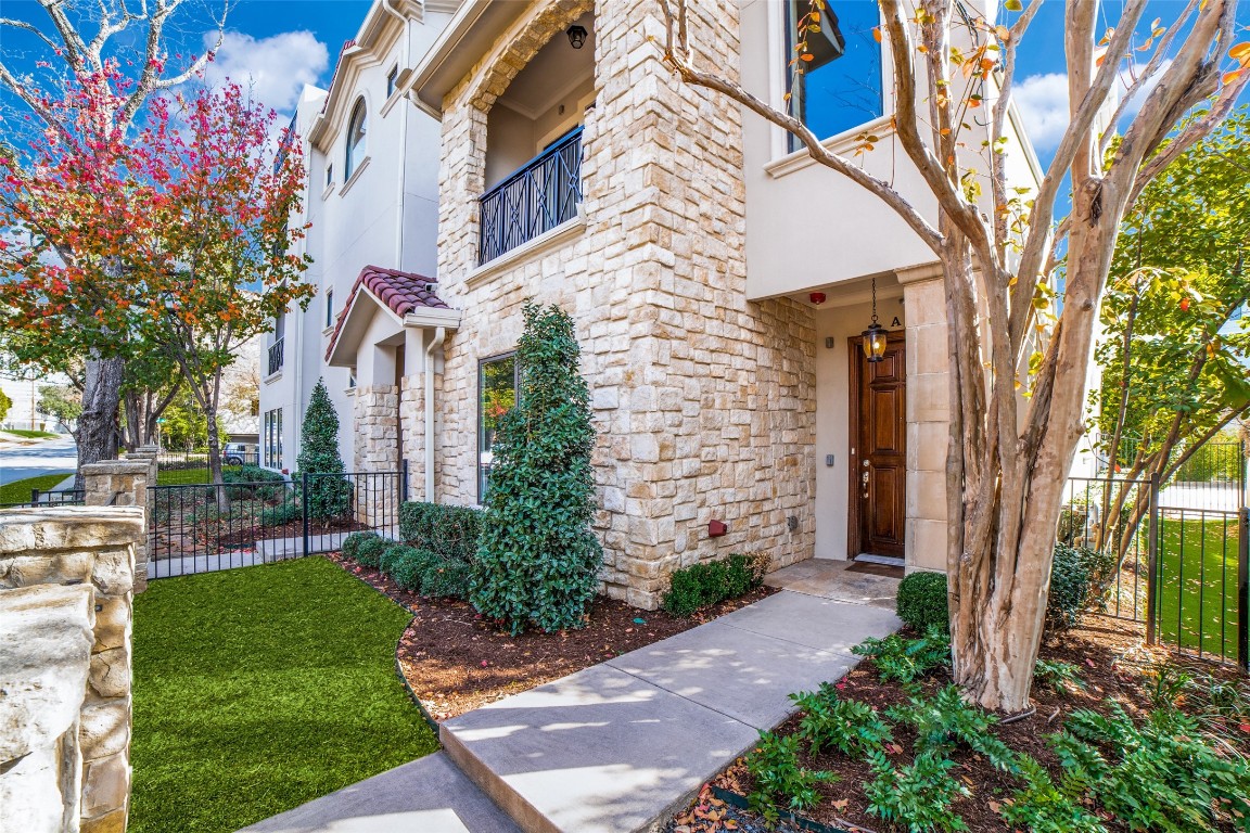 3535 Routh Street Dallas TX 75219