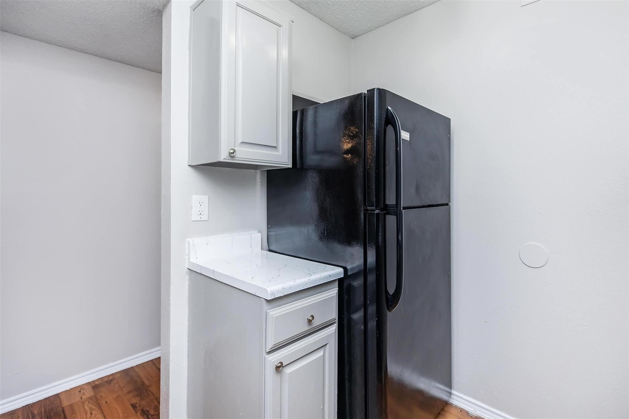 1826 Esters Road Irving TX 75061