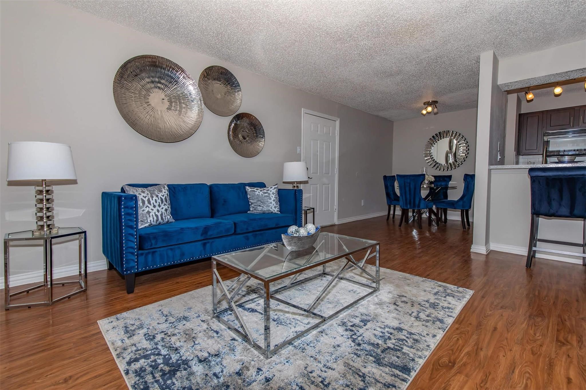 1826 Esters Road Irving TX 75061