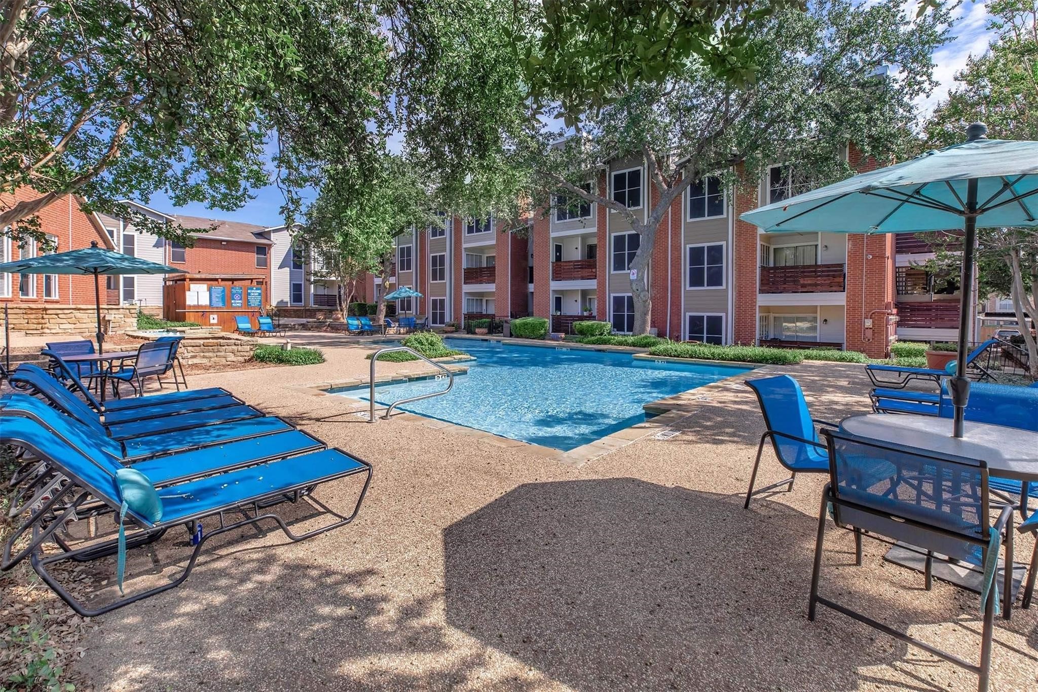 1826 Esters Road Irving TX 75061
