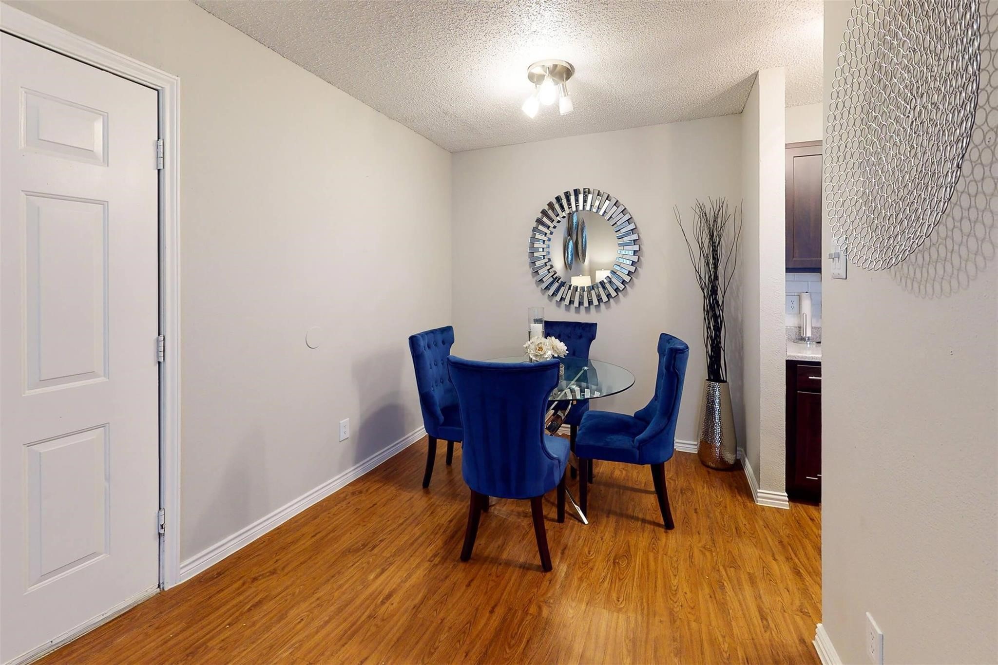 1826 Esters Road Irving TX 75061