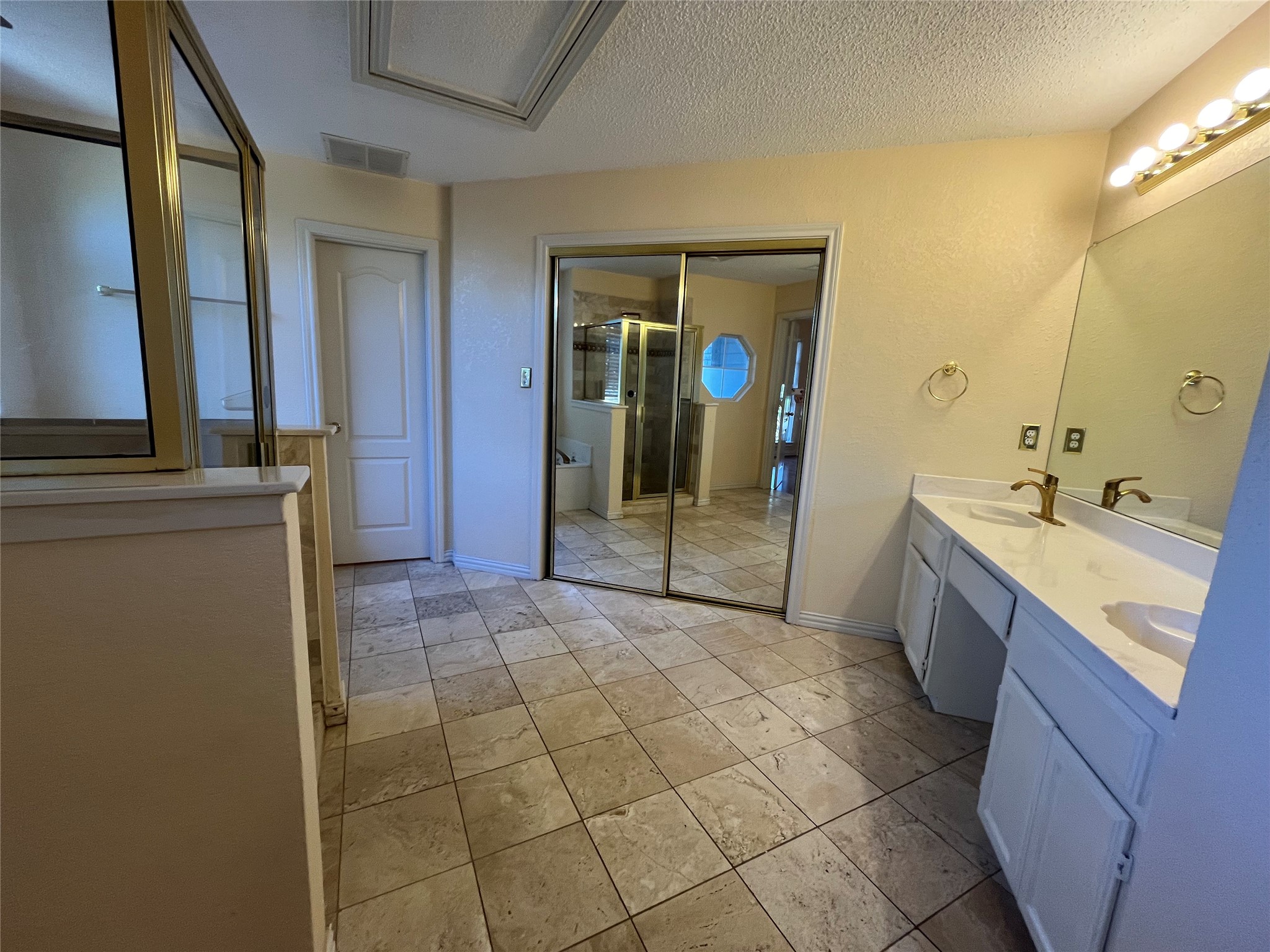 3051 Renaissance Court Dallas TX 75287