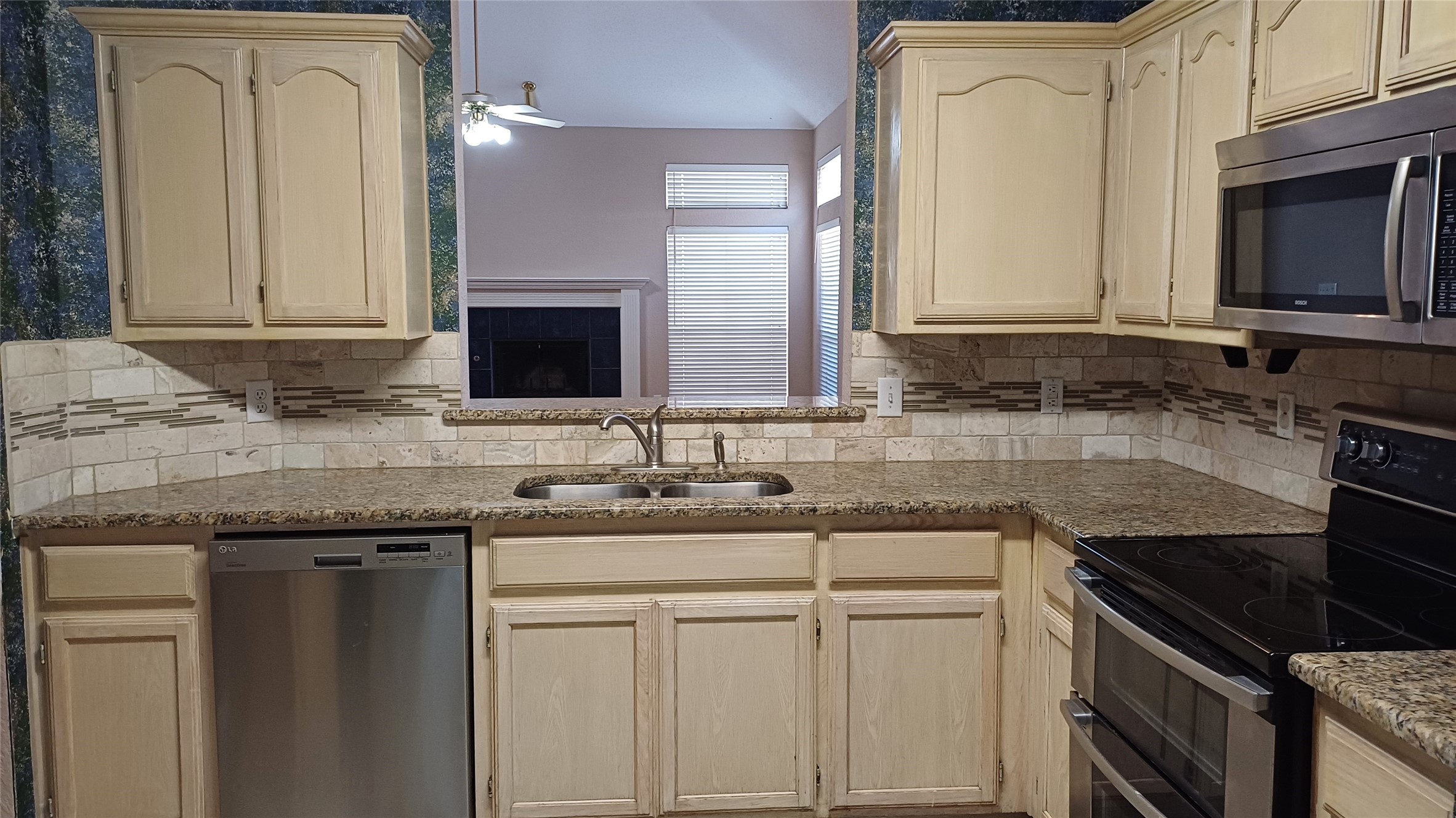 3051 Renaissance Court Dallas TX 75287