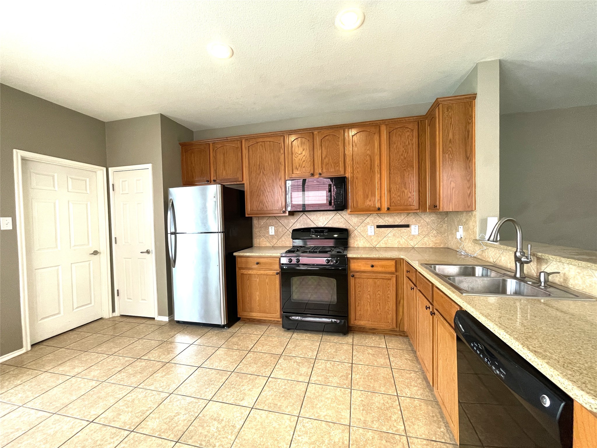 9109 Nathaniel Drive Providence Village TX 76227