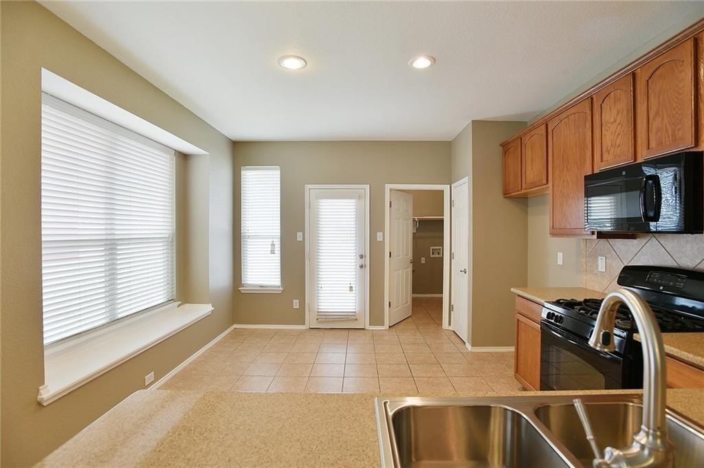 9109 Nathaniel Drive Providence Village TX 76227