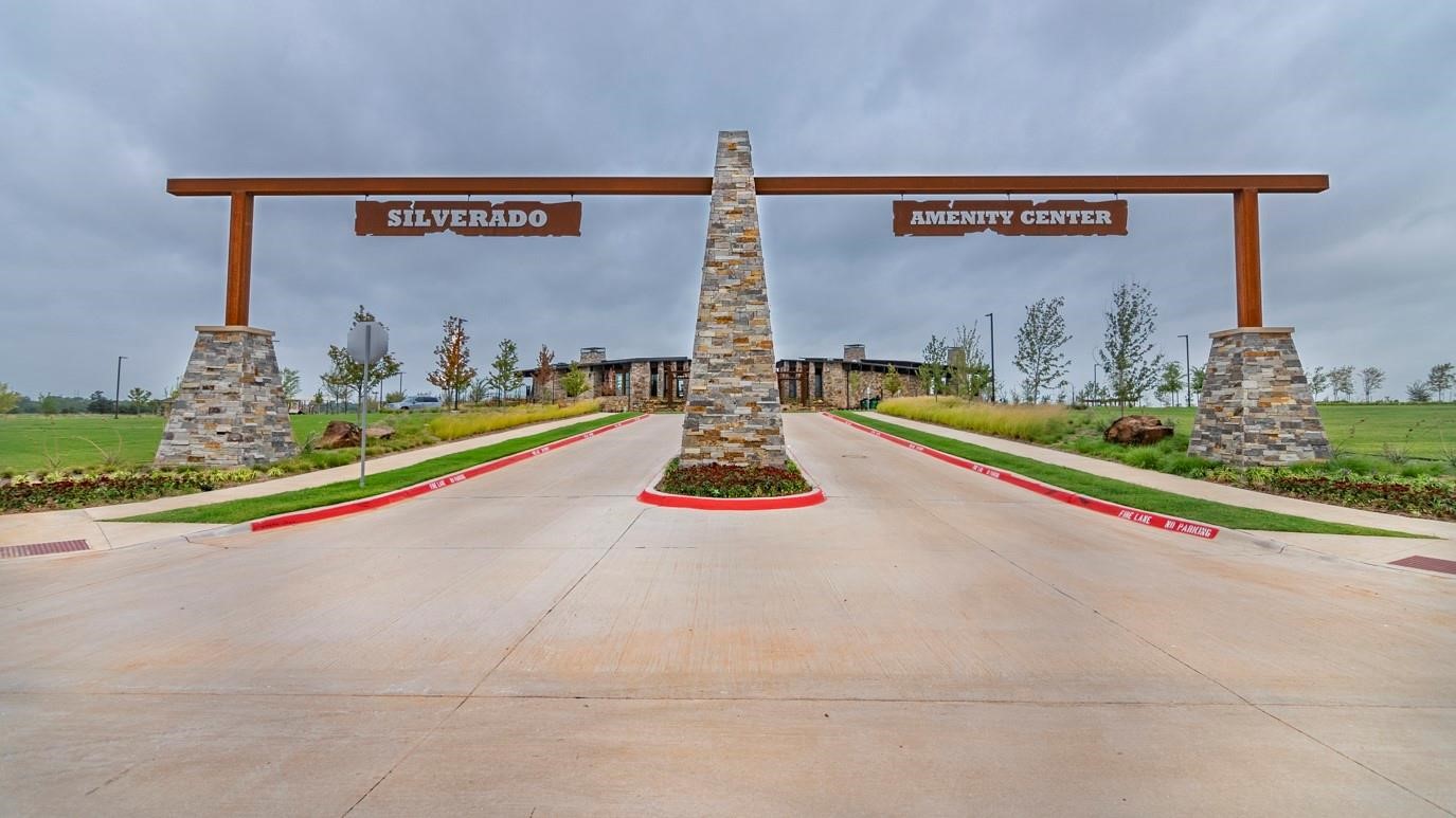 3208 Brady Starr Drive Aubrey TX 76227