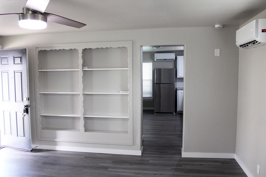 541 S Allen Street Boyd TX 76023