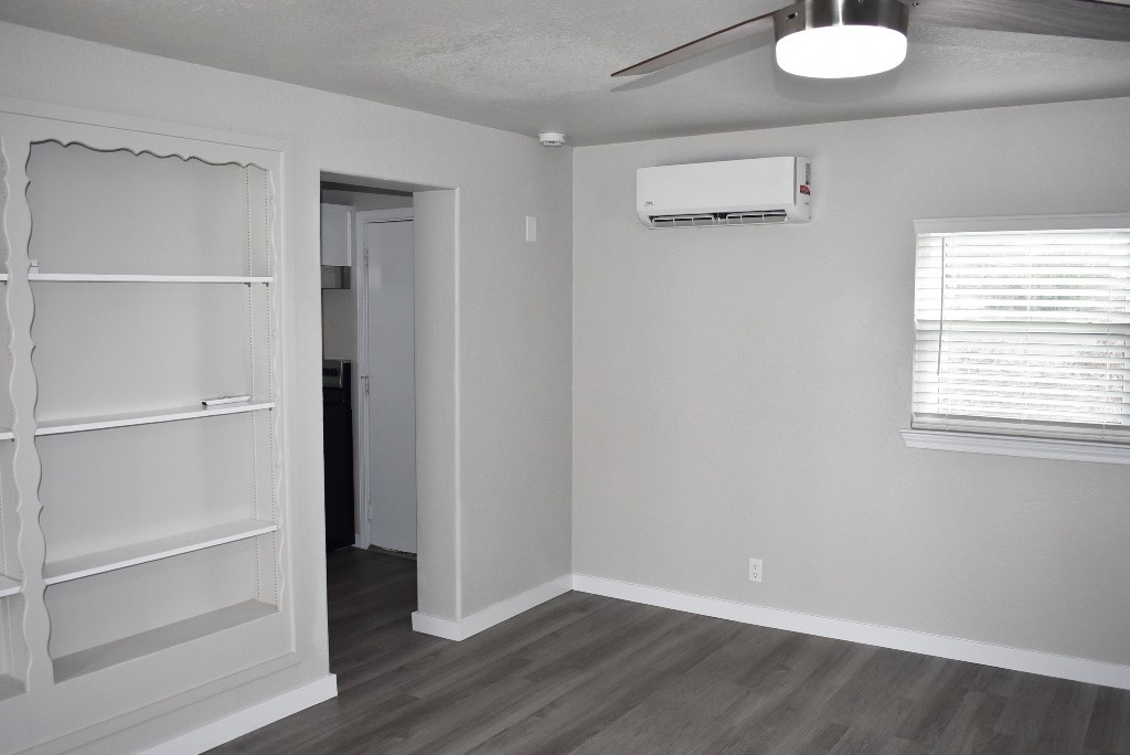 541 S Allen Street Boyd TX 76023