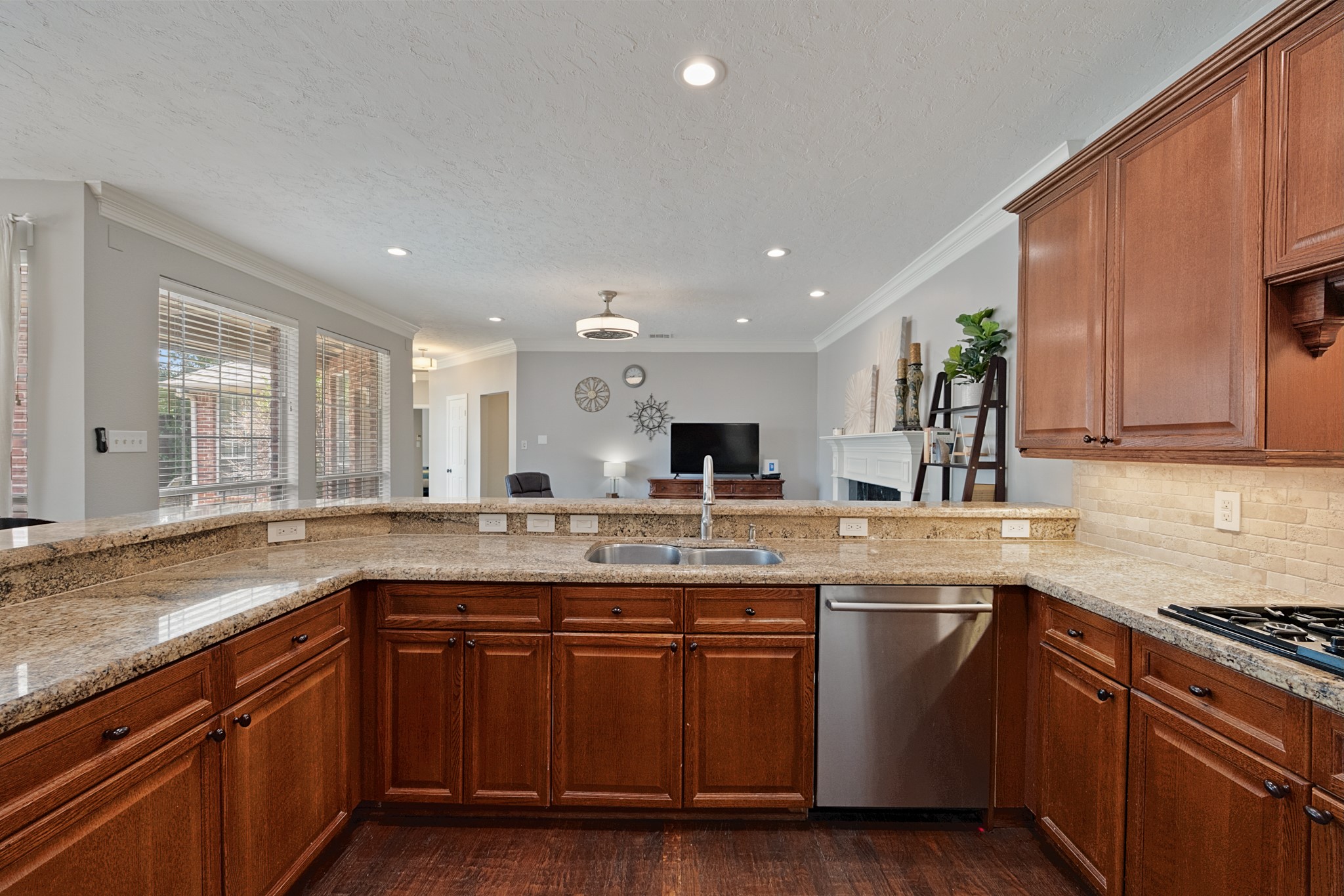 7507 Aberdon Road Dallas TX 75252