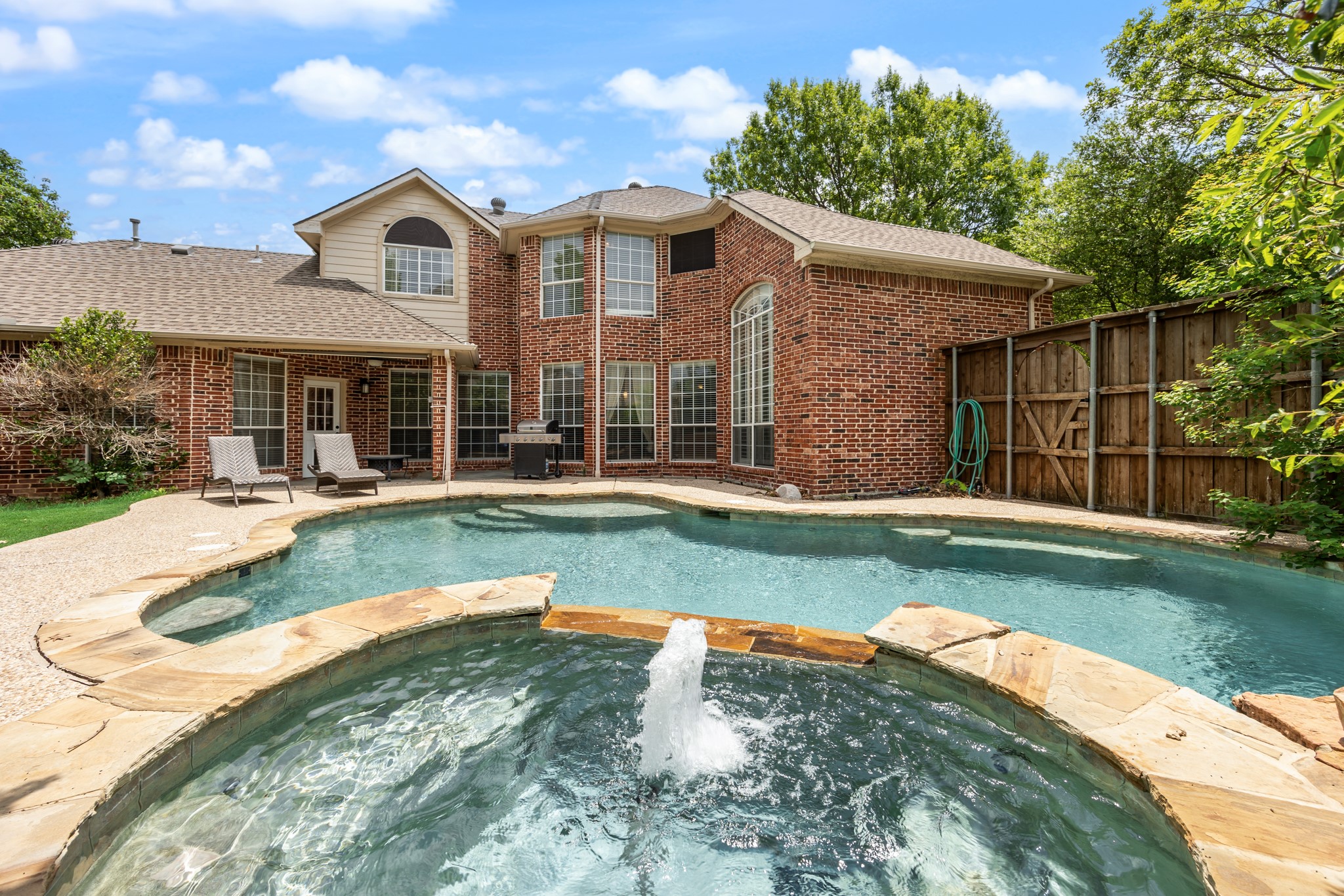 7507 Aberdon Road Dallas TX 75252
