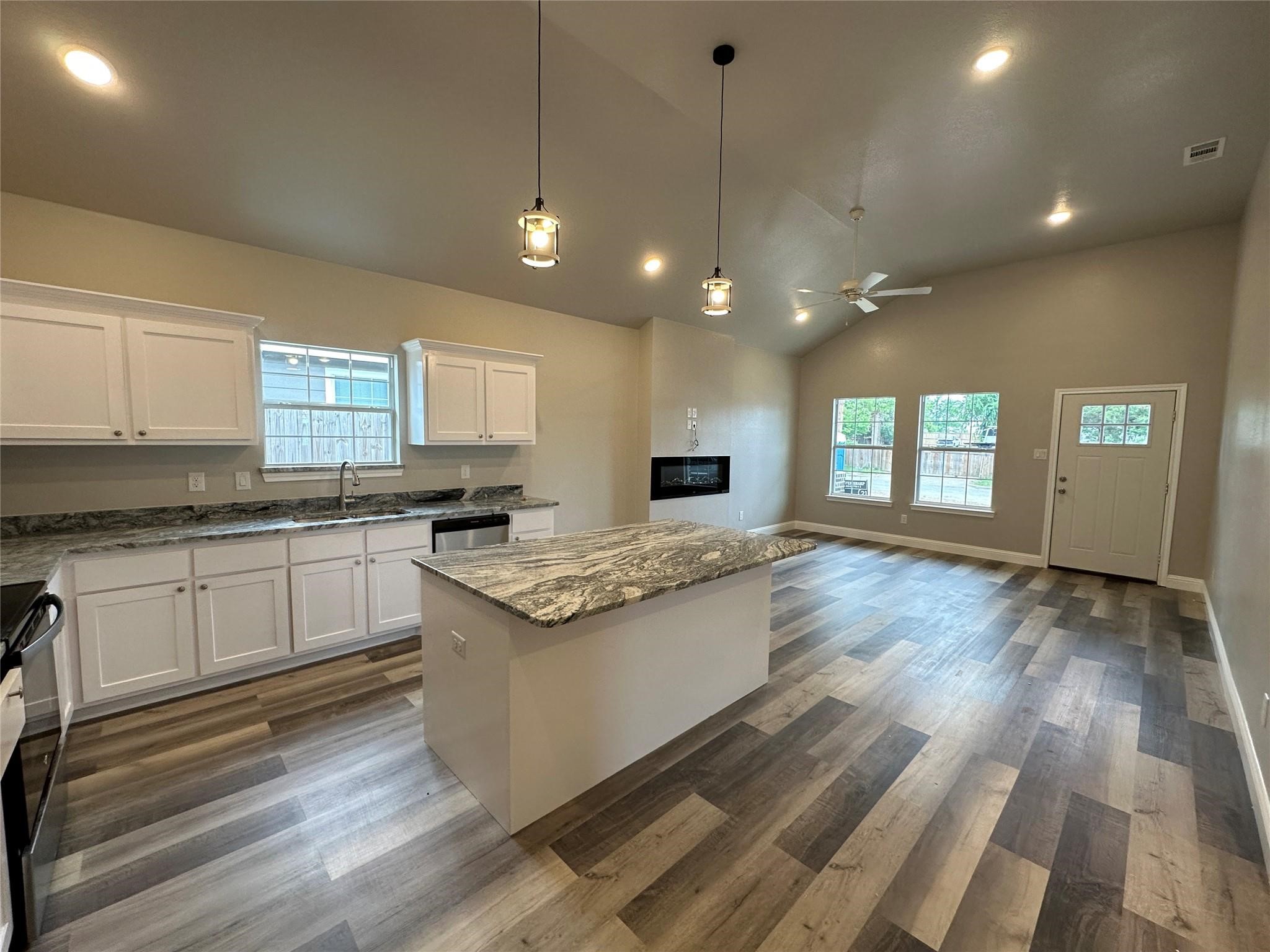 1412 Morse Street Greenville TX 75401