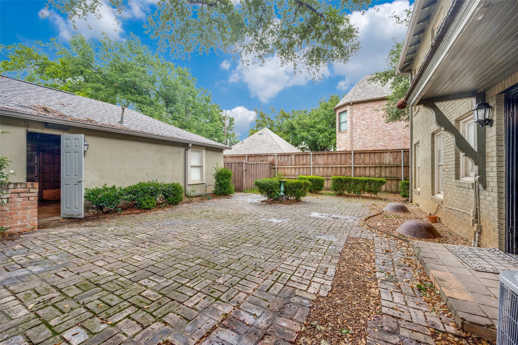 4542 Westway Avenue Highland Park TX 75205