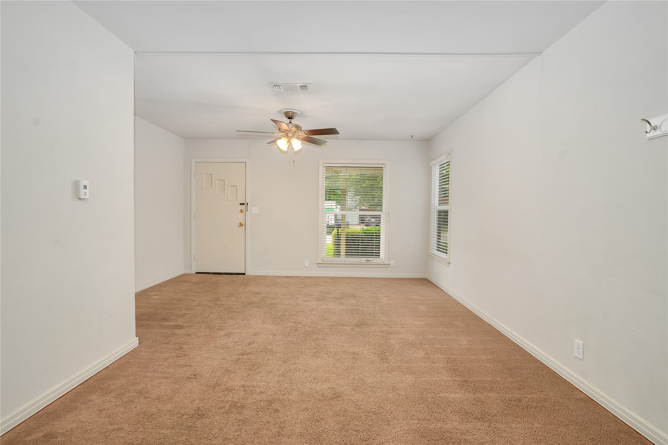 5832 Locke Avenue Fort Worth TX 76107